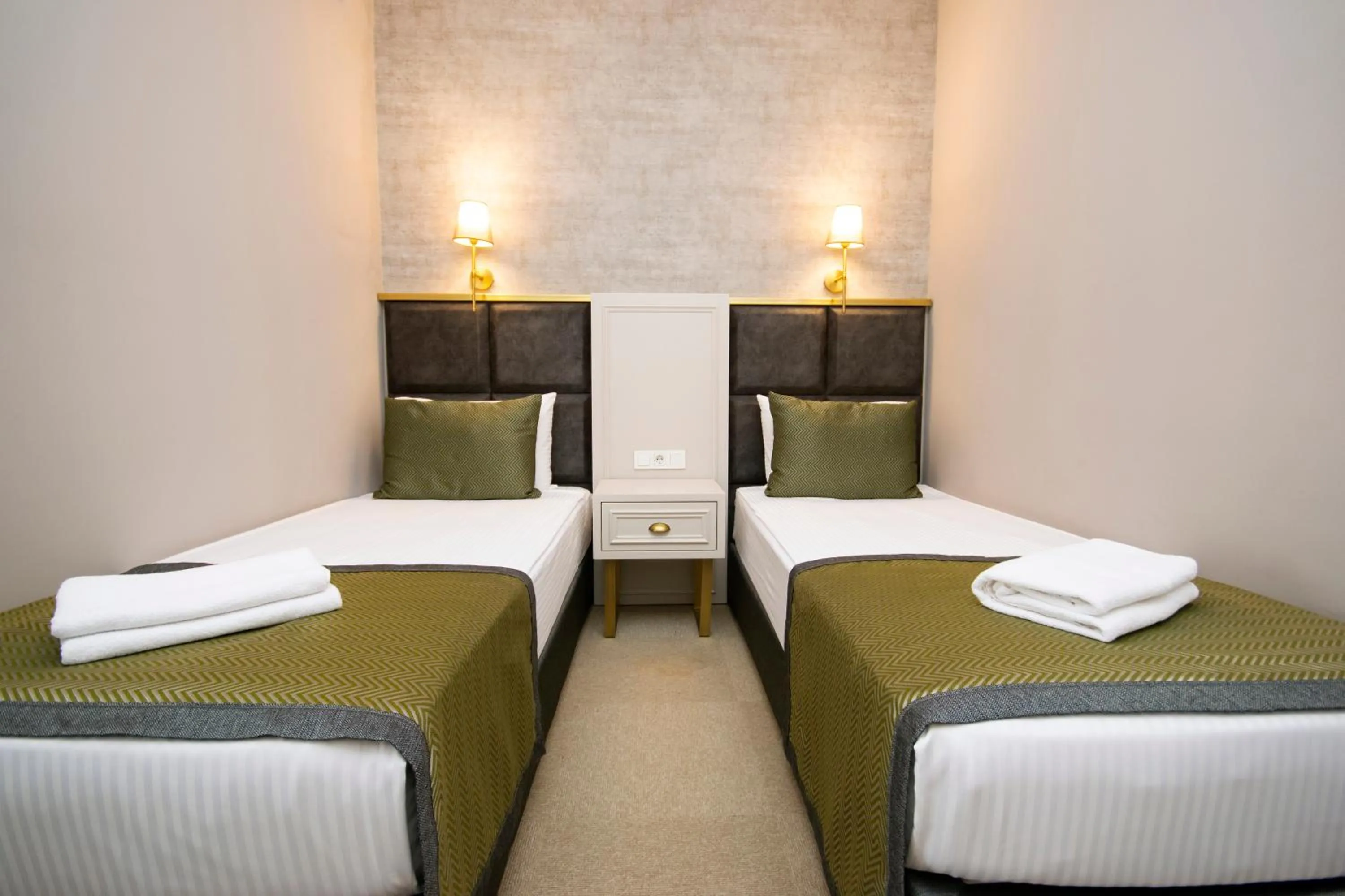 Massage, Bed in CONNECT THERMAL HOTEL