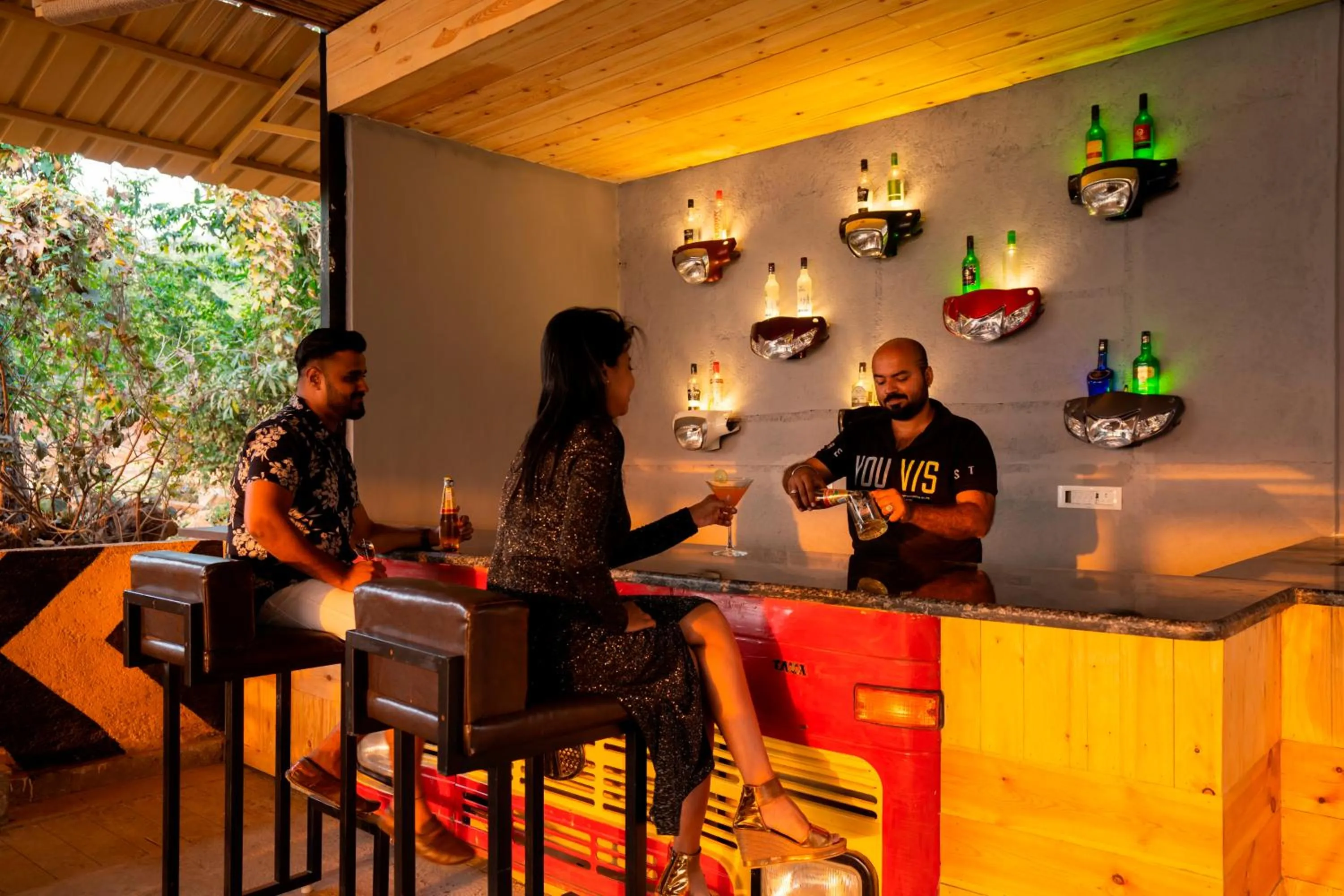 Lounge or bar in Zostel Plus Lonavala