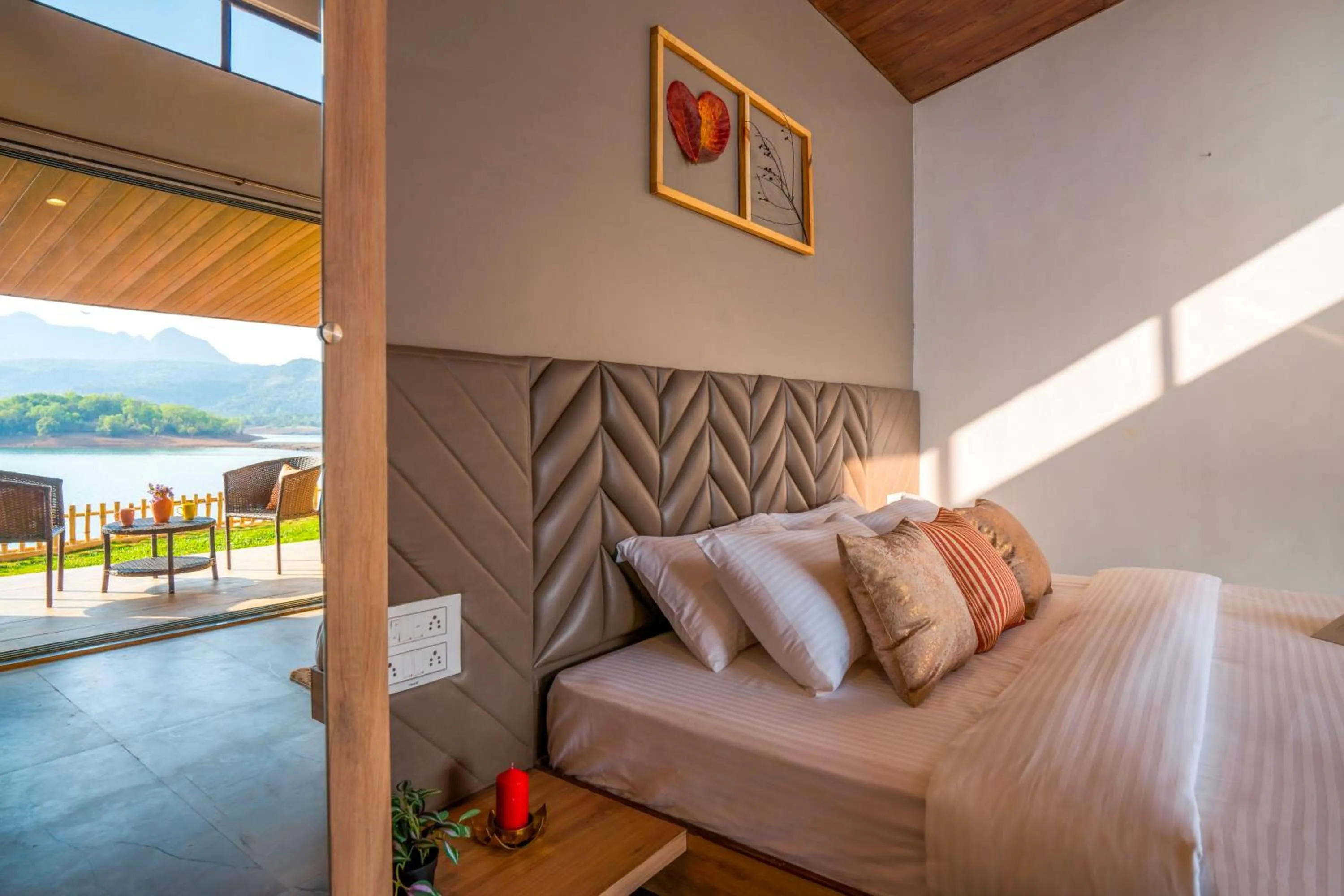 Photo of the whole room, Bed in Zostel Plus Lonavala