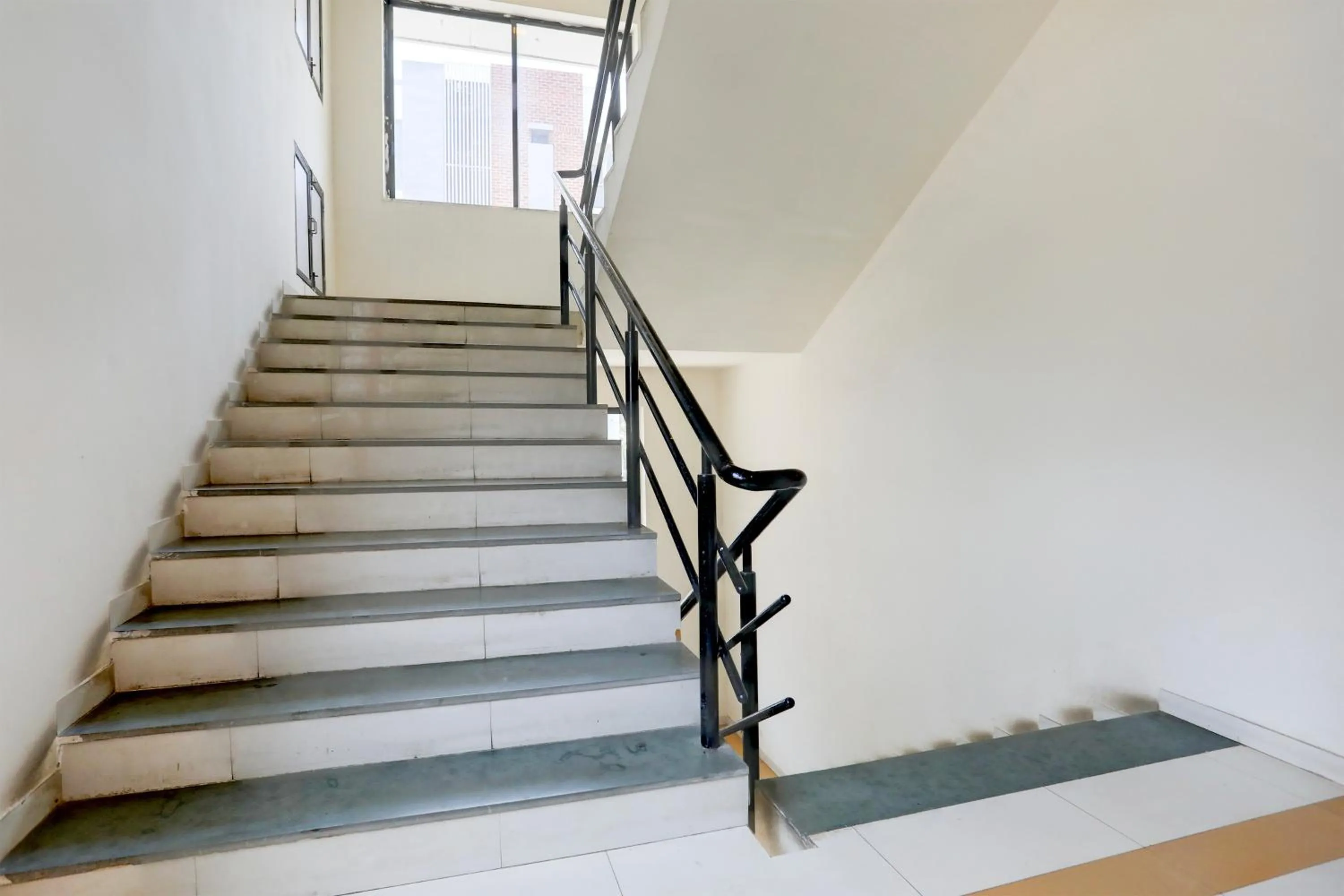 Lobby or reception in FabHotel Prime Ace II - Nr Jupiter Hospital