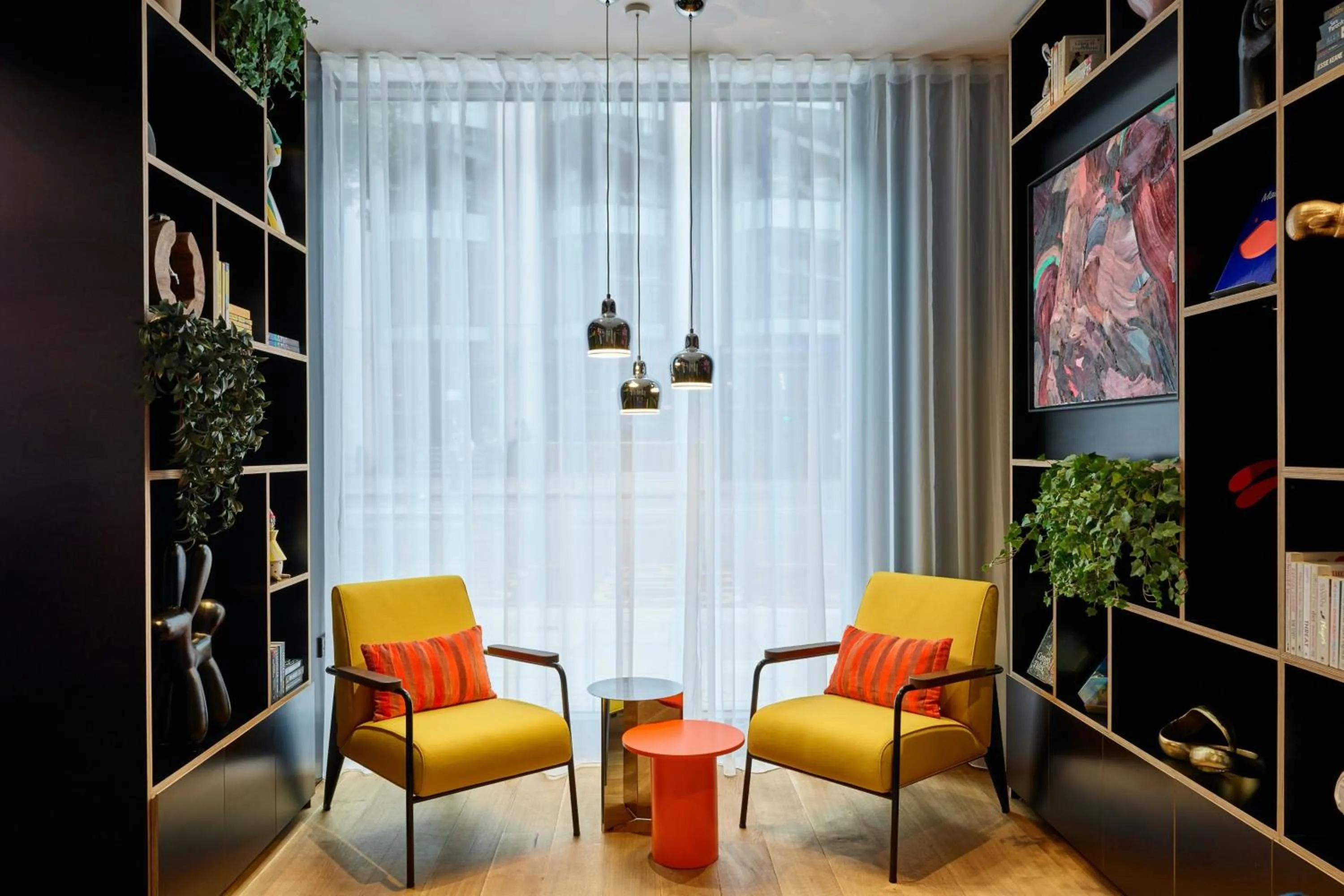 Lobby or reception in citizenM London Victoria Station