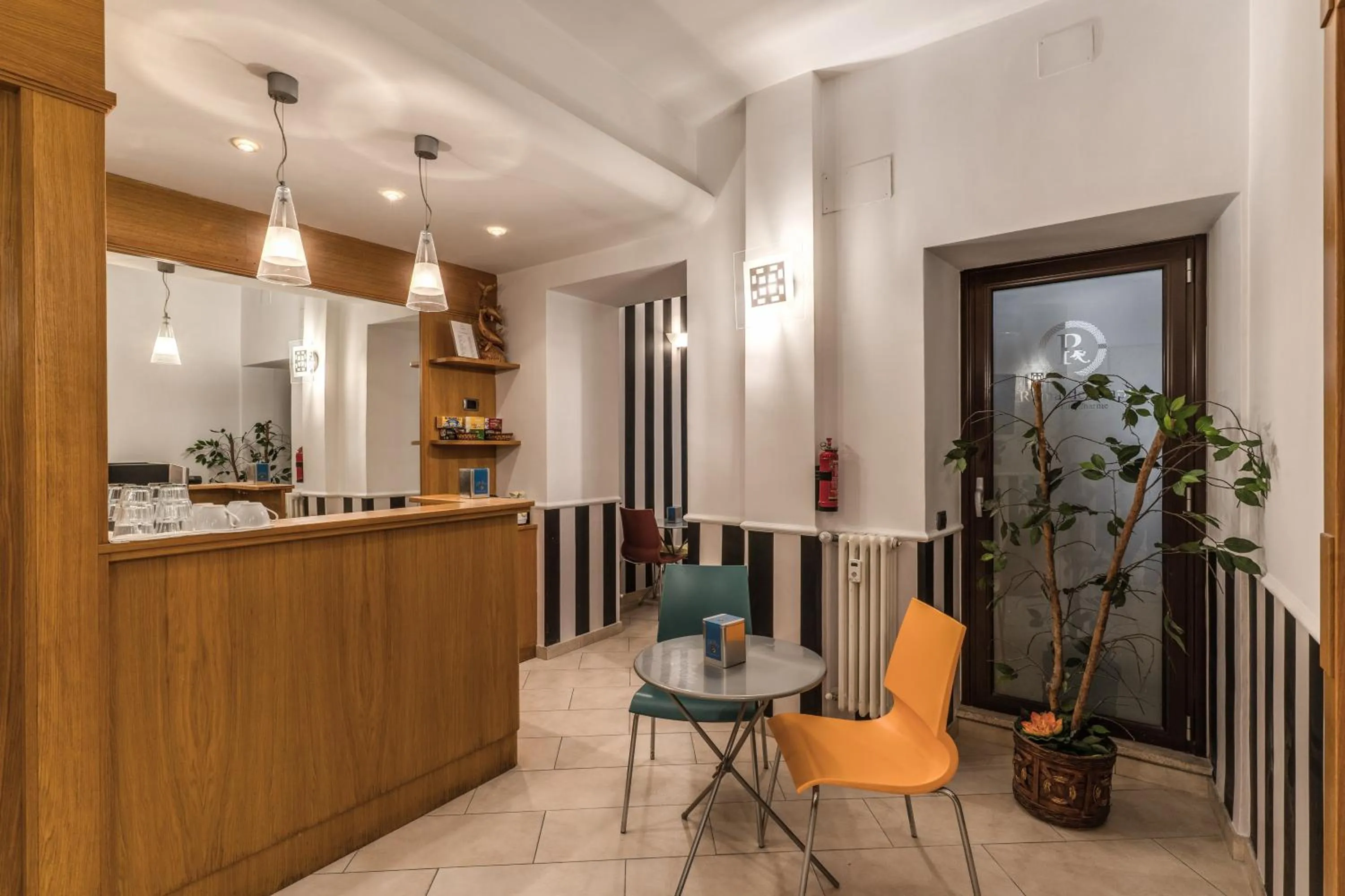 Kitchen or kitchenette in Roma dei Papi B&B