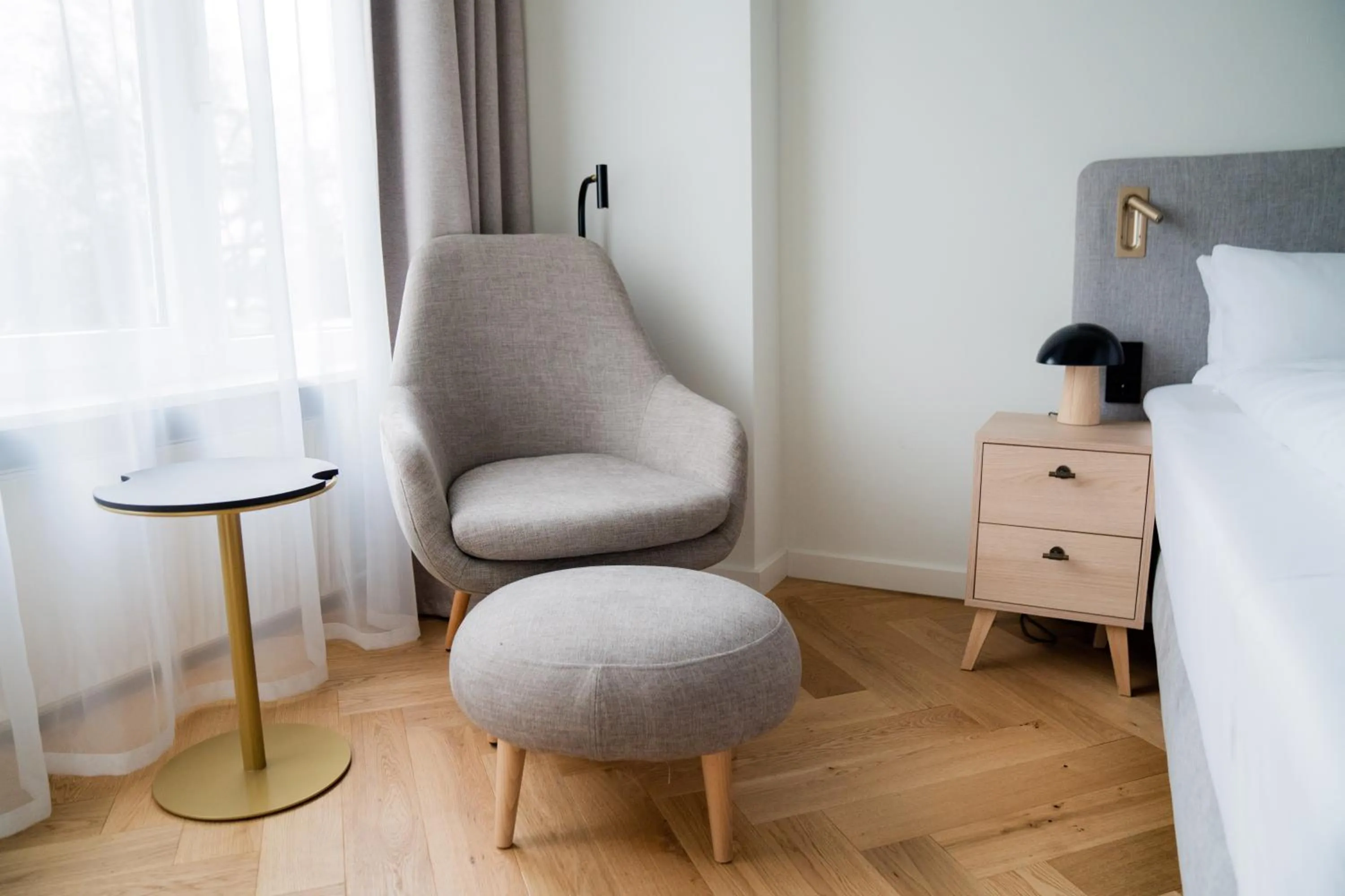 Seating area, Bed in Bob W Lübeck Old Town