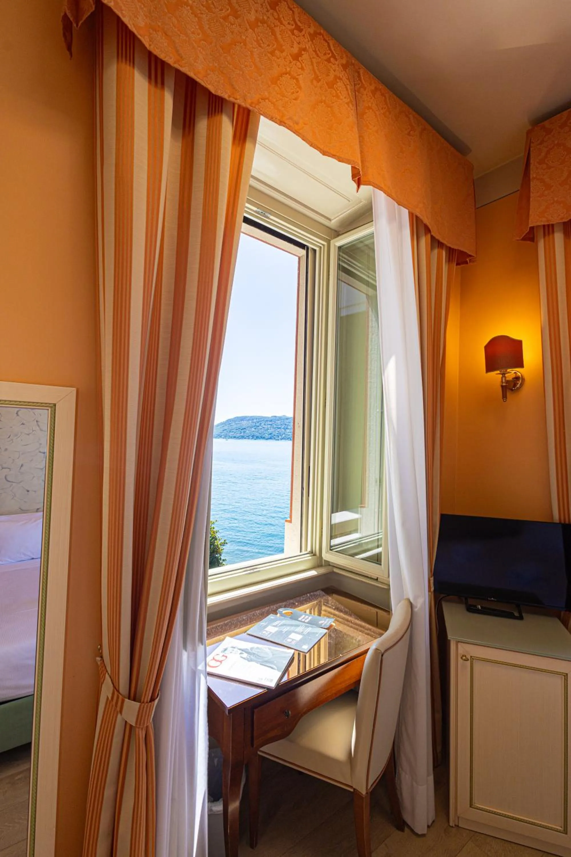 Bed in LVG Hotel Collection - Pallanza