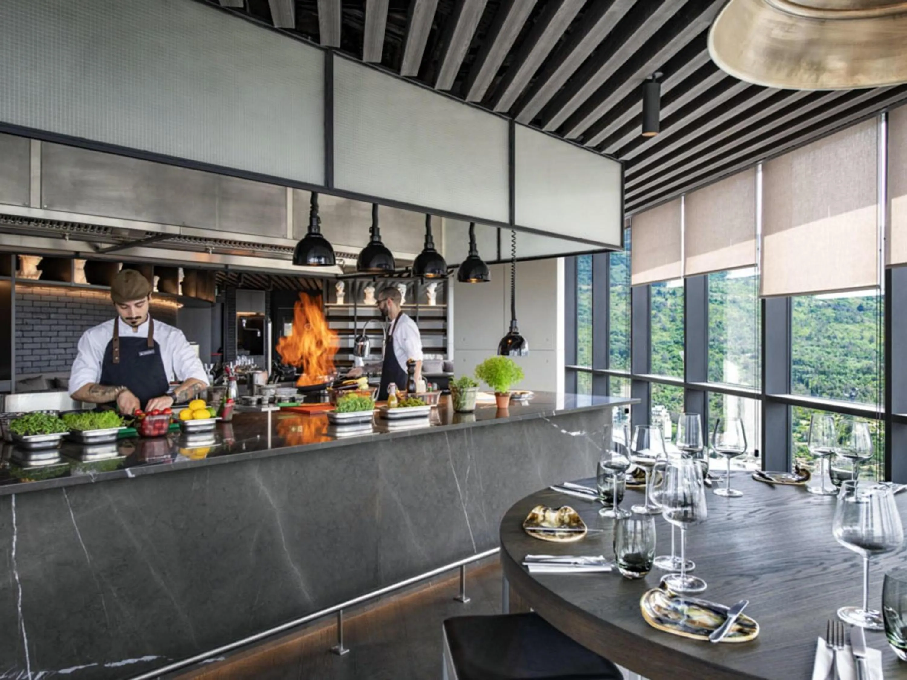 Restaurant/places to eat in Pullman Tbilisi Axis Towers