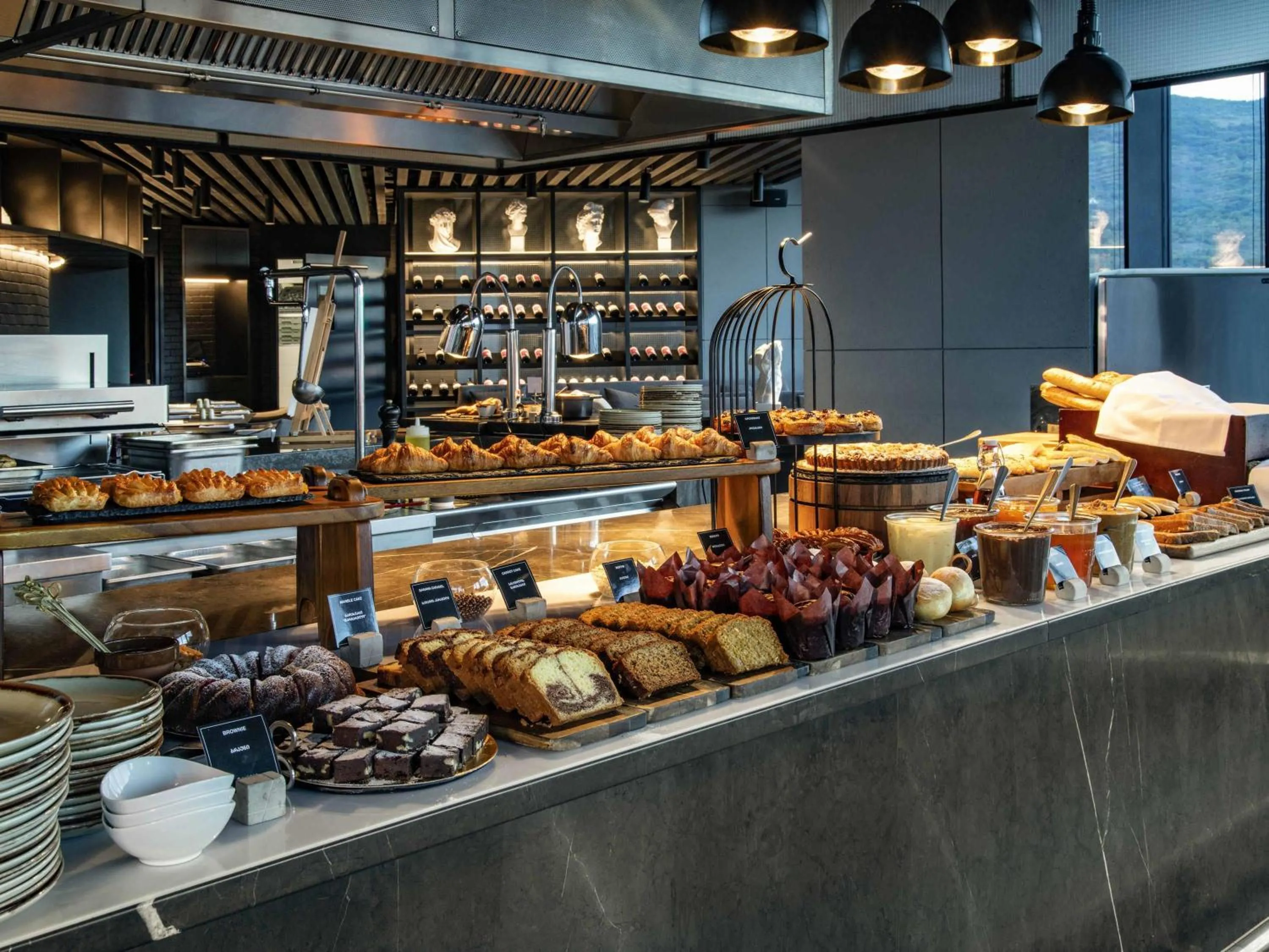 Breakfast in Pullman Tbilisi Axis Towers