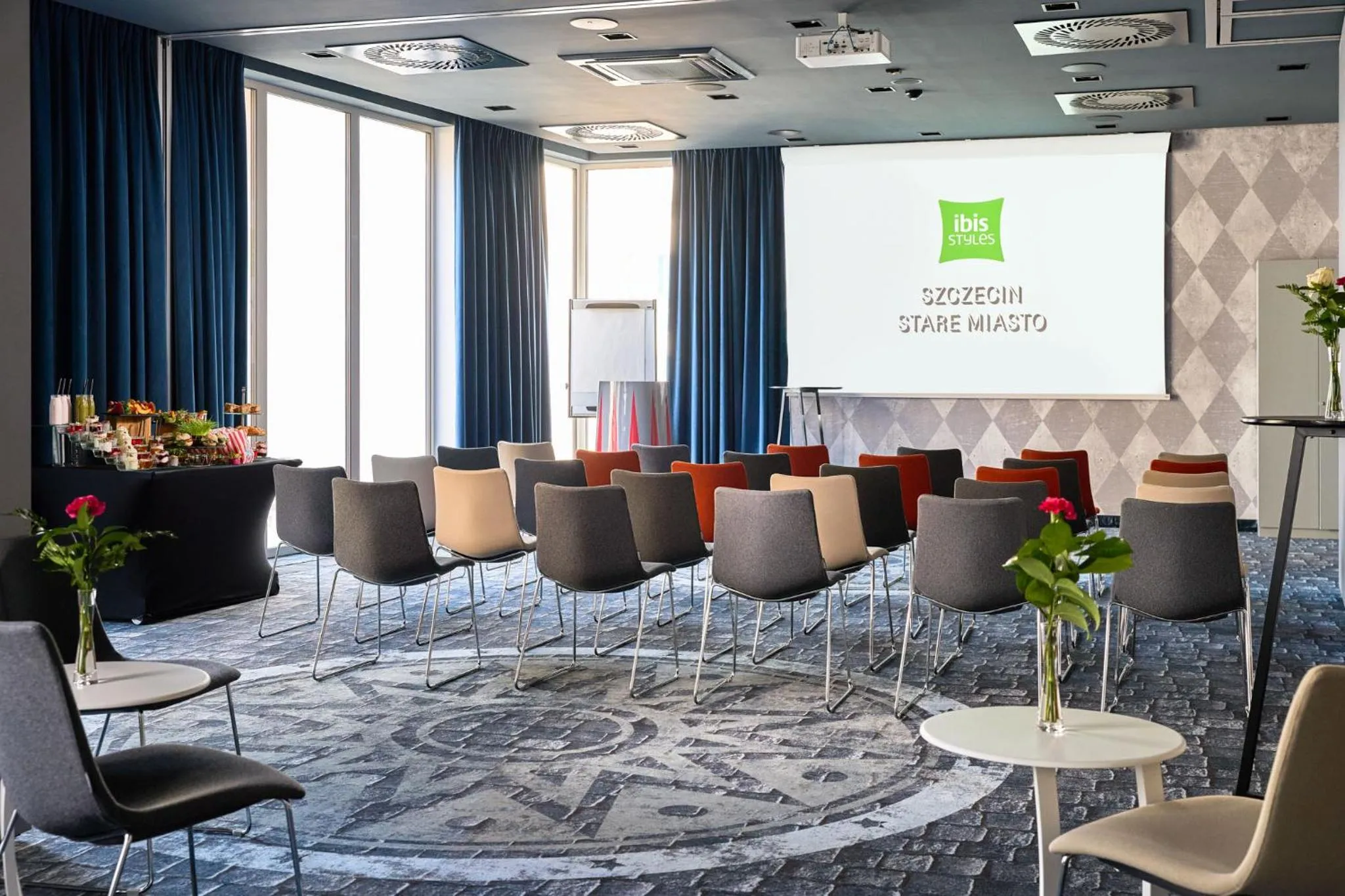 Meeting/conference room in ibis Styles Szczecin Stare Miasto