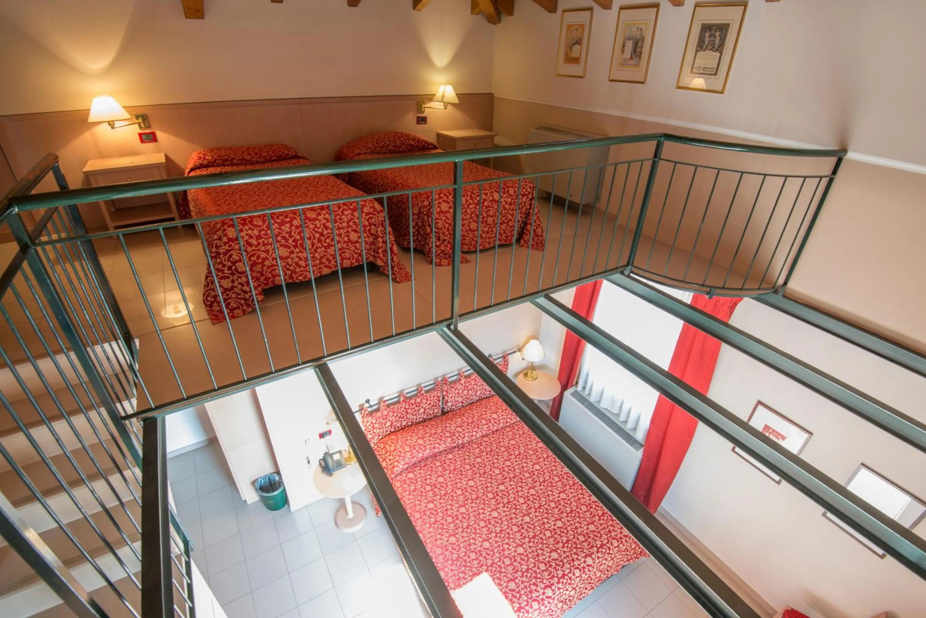 Photo of the whole room, Bed in Santanna