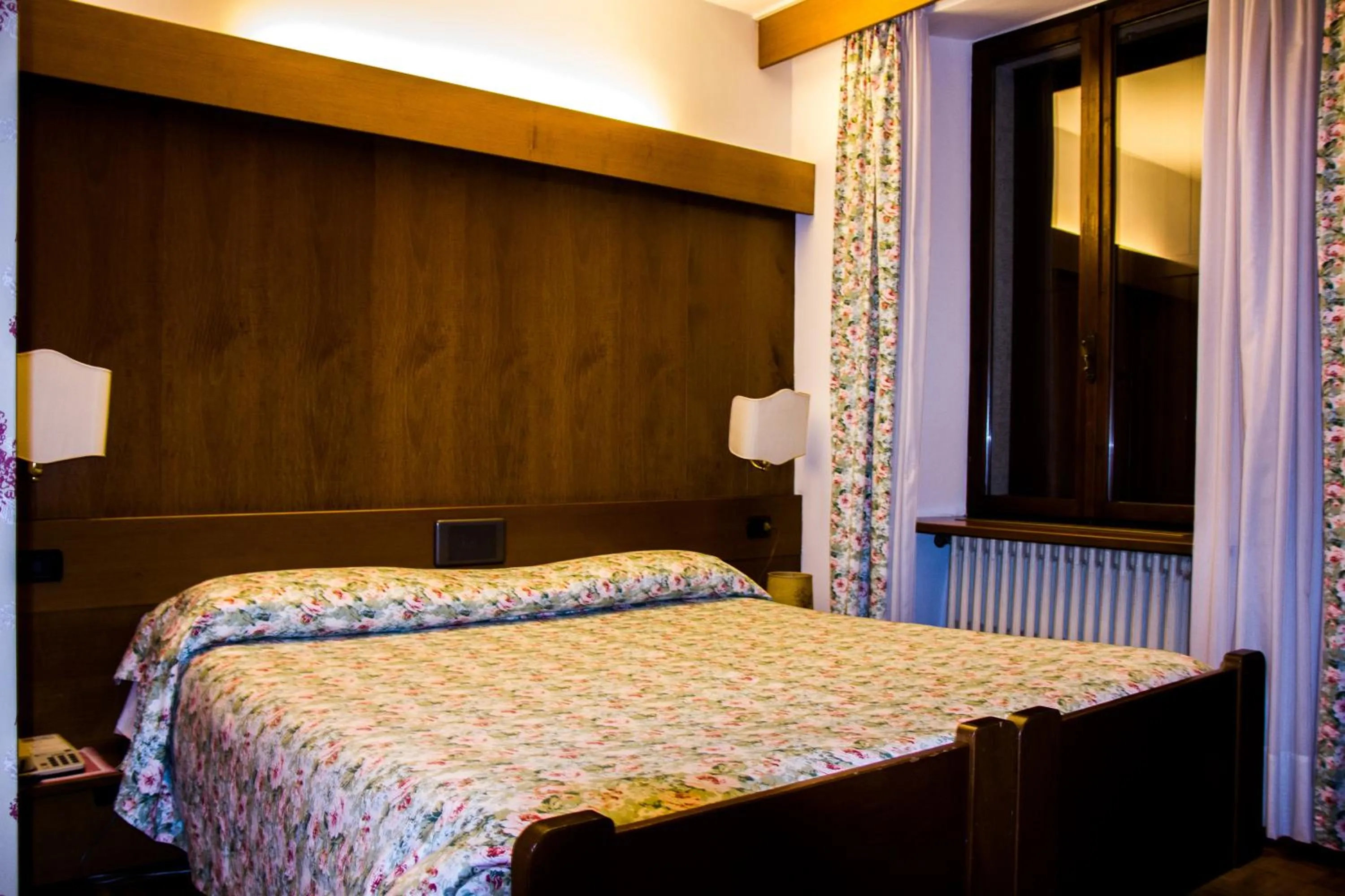 Bed in Hotel Carlone
