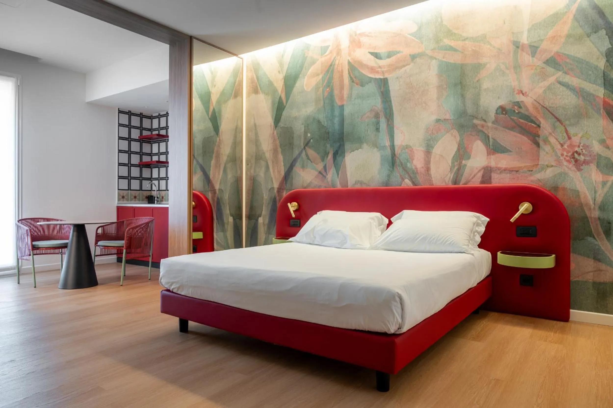 Bed in Hotel Ungheria Varese 1946