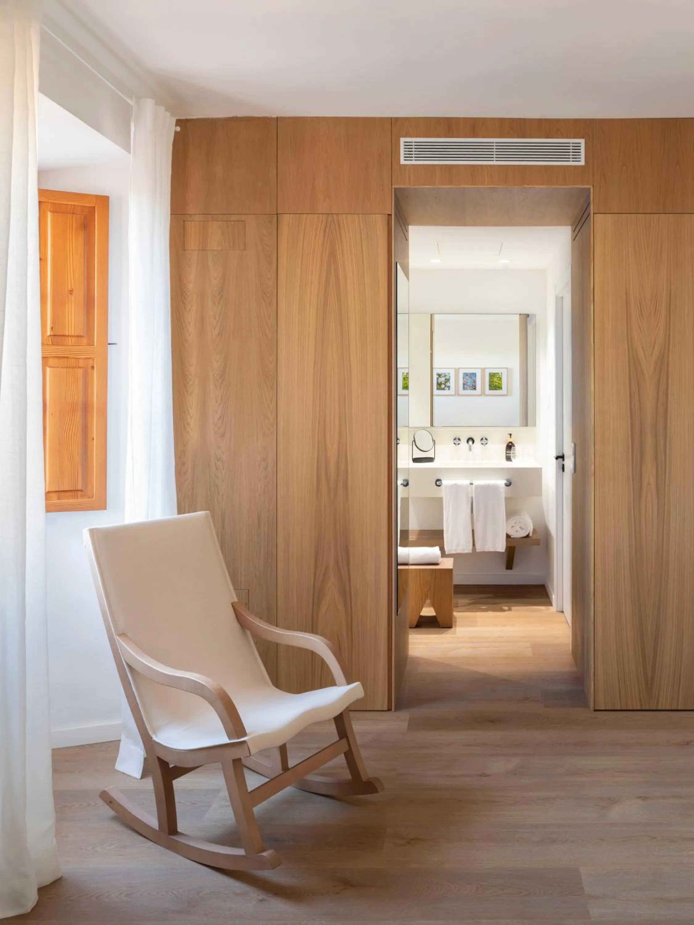 Bathroom, Bed in Es Figueral Nou Hotel Rural & Spa - Adults Only - Over 12