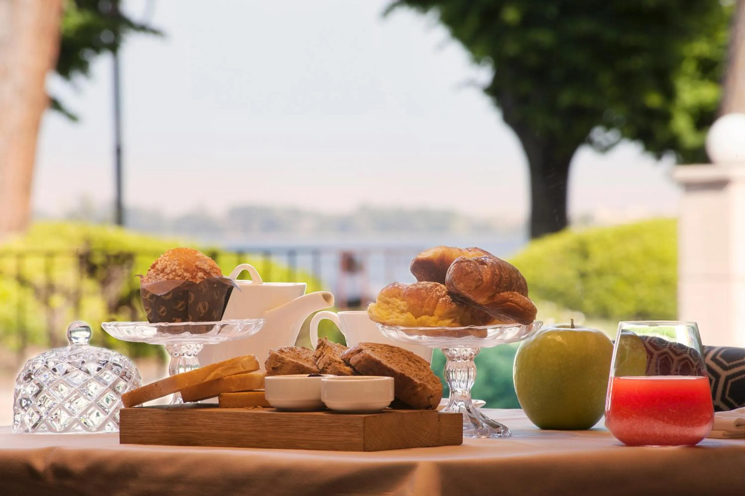 Buffet breakfast in Park Hotel