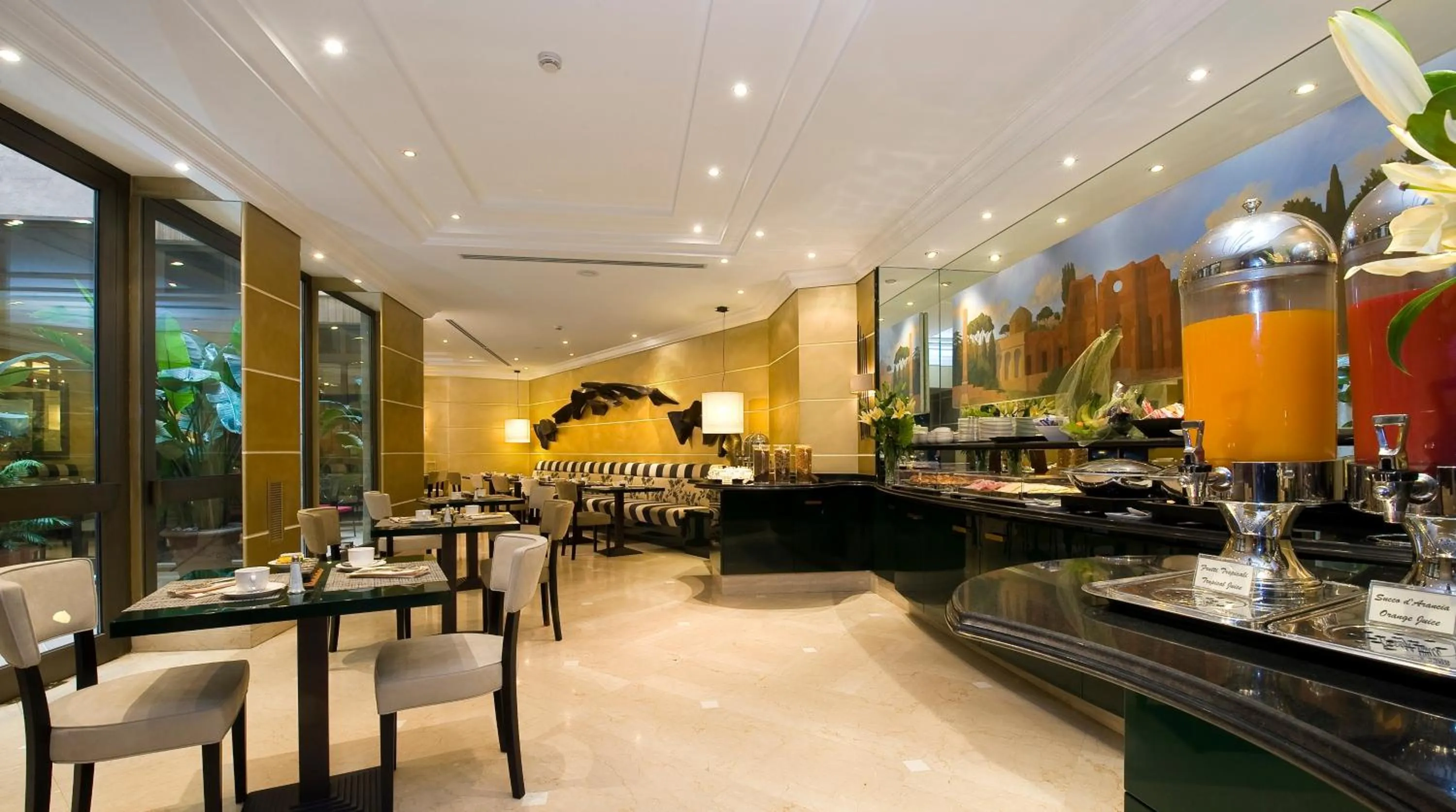 Restaurant/places to eat in Hotel dei Mellini