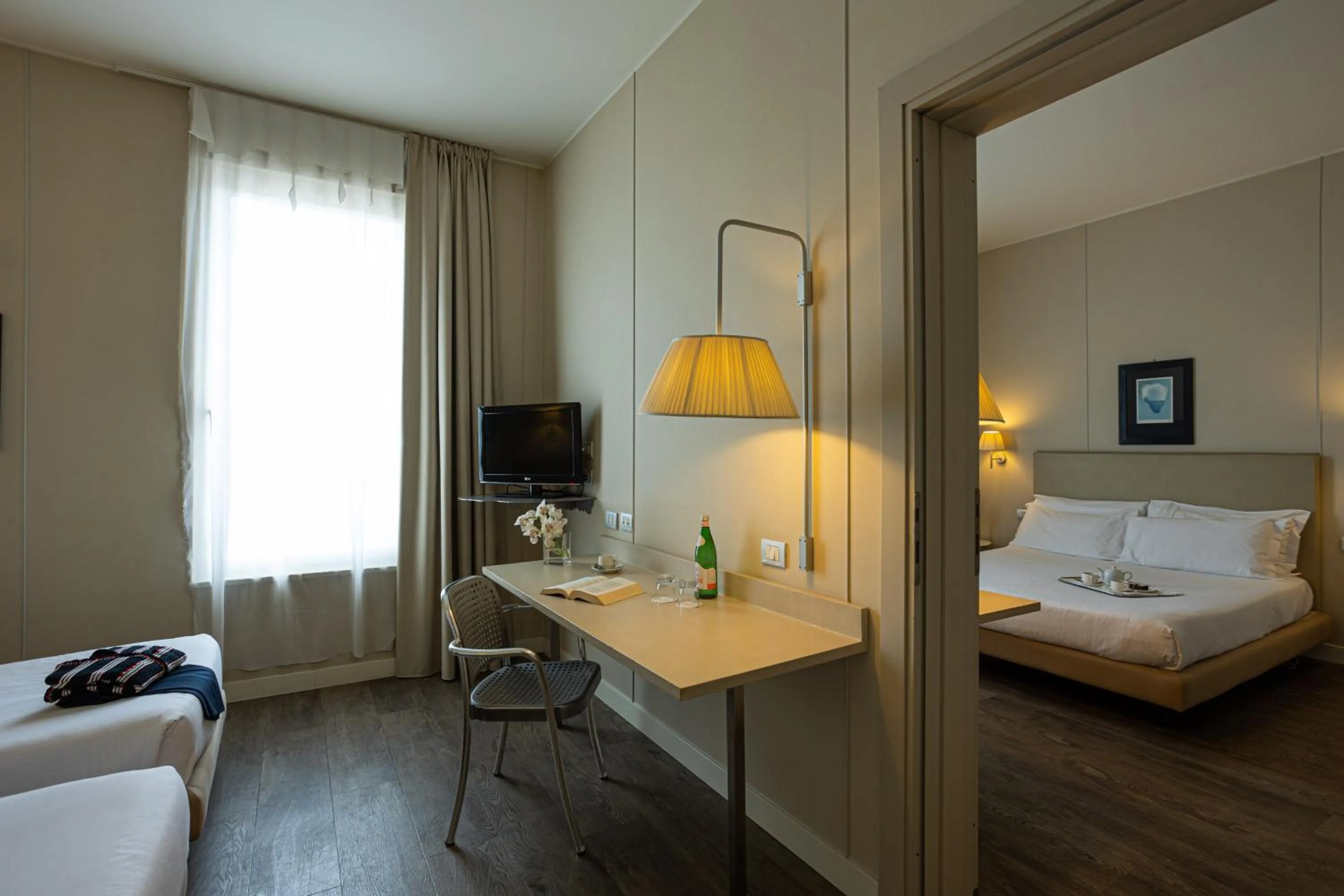 Photo of the whole room, Bed in Cosmo Hotel Palace