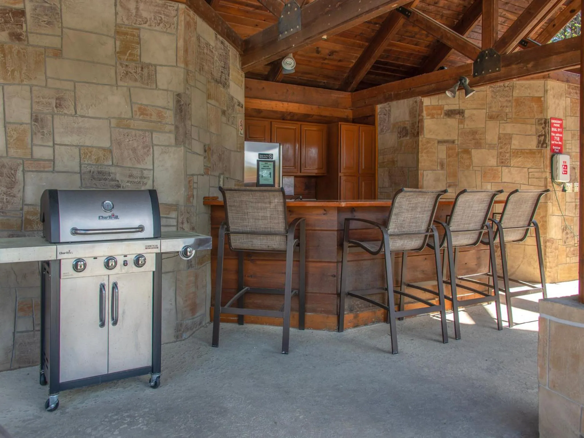 Property building in Lazy Bears Den 2103