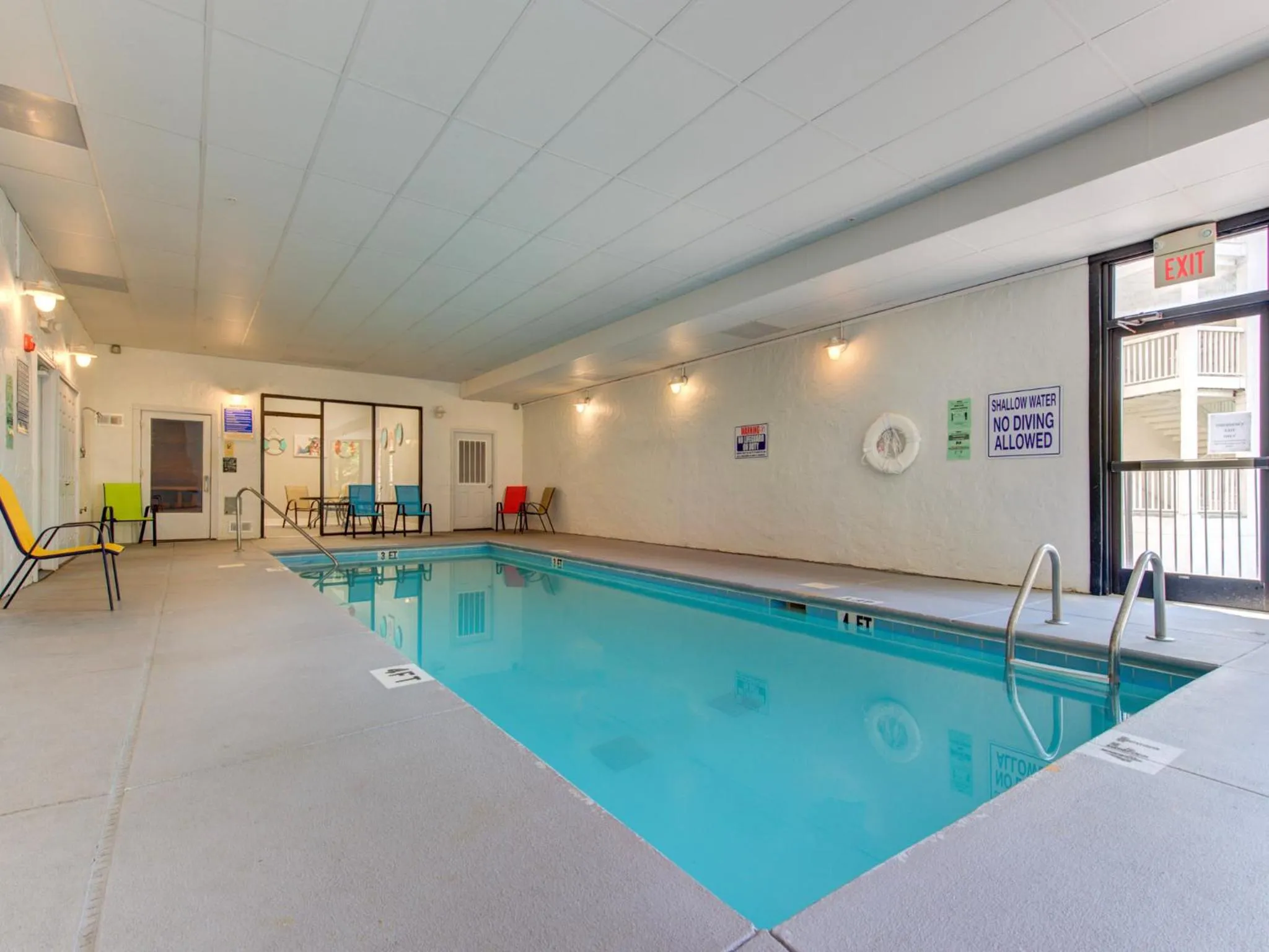 Swimming pool in Lazy Bears Den 2103