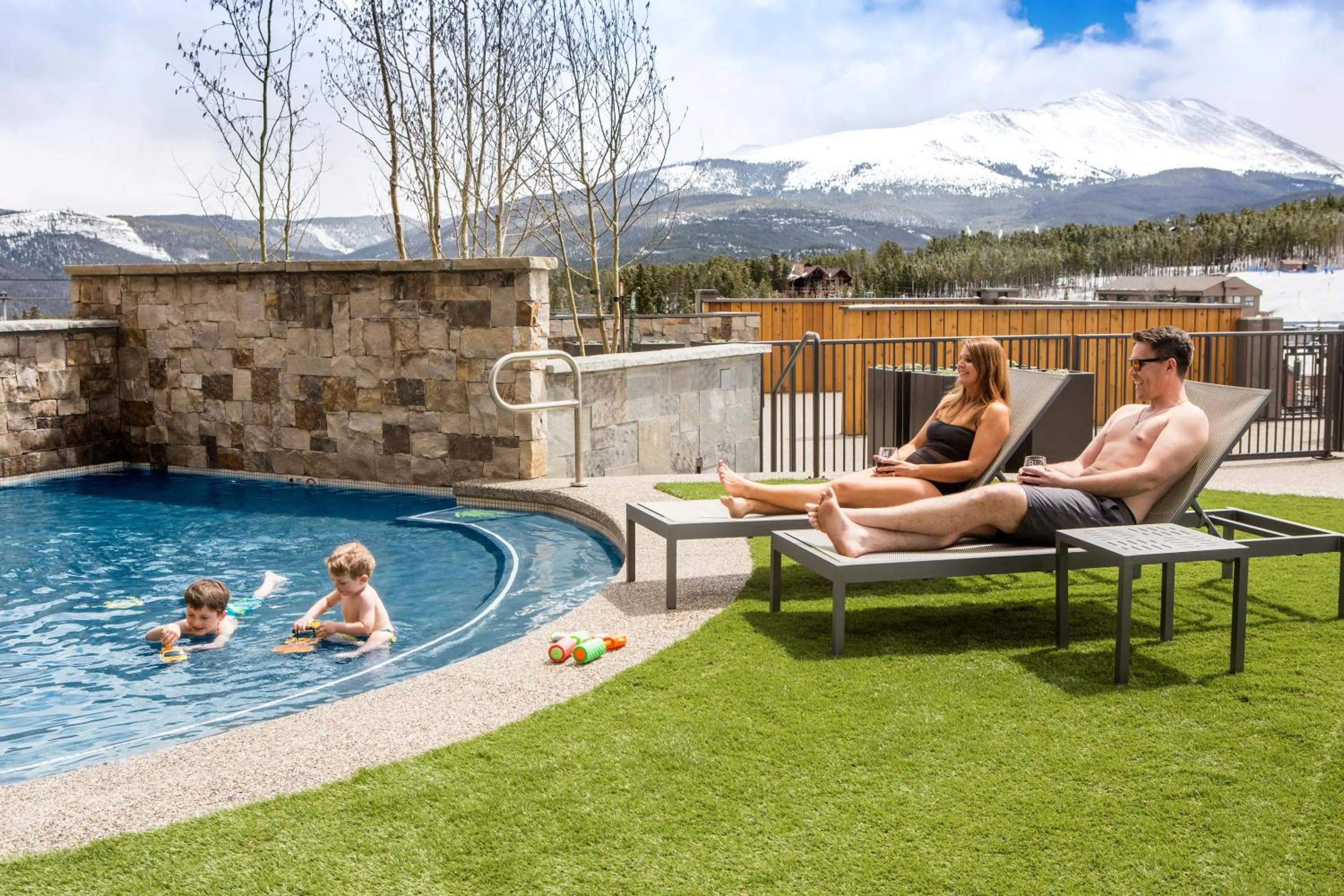 Swimming pool in Grand Colorado on Peak 8