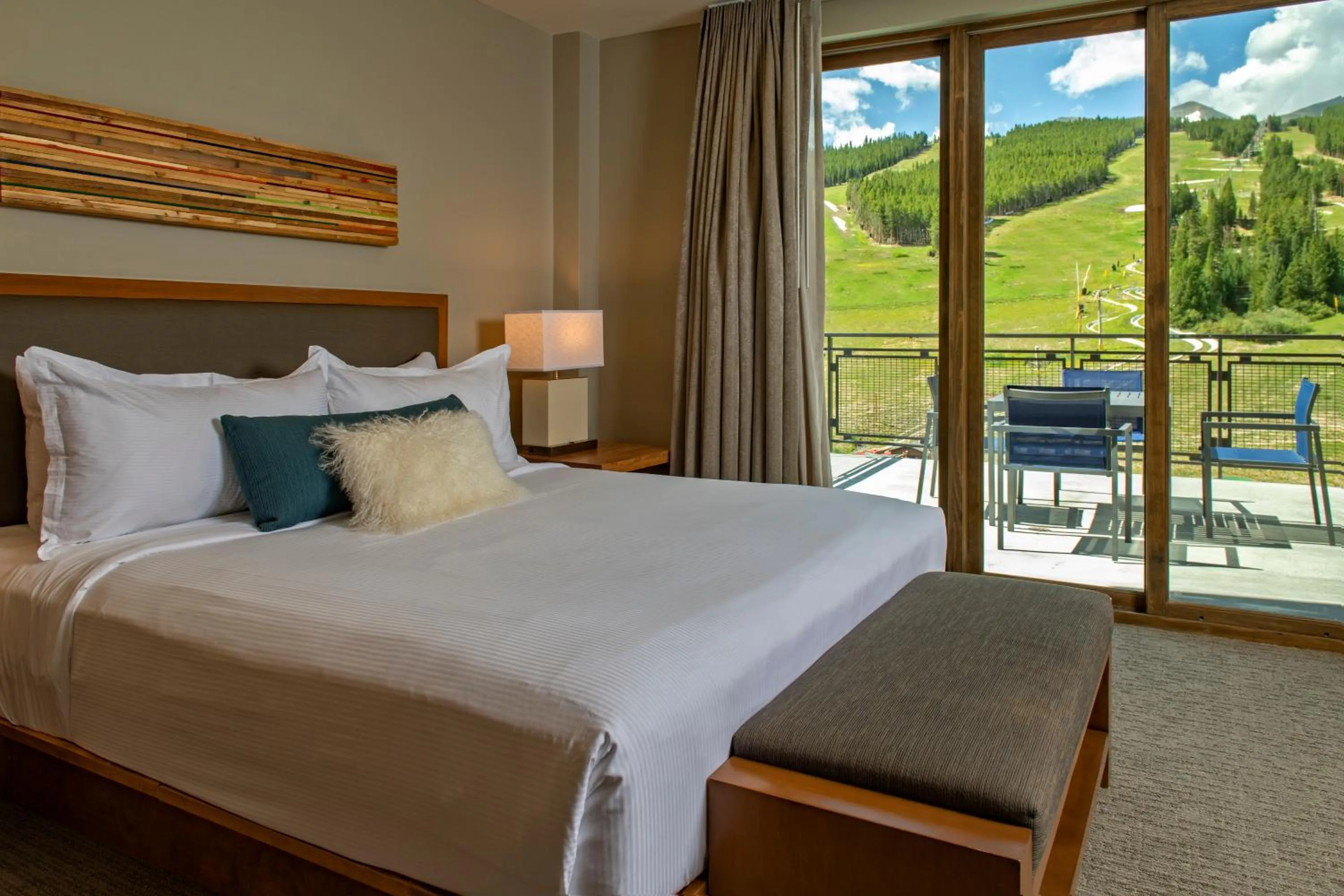 Balcony/Terrace, Bed in Grand Colorado on Peak 8