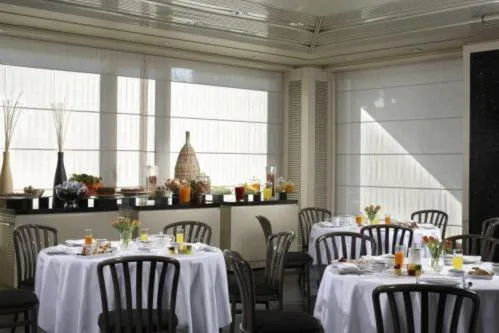 Restaurant/places to eat in Hotel Selene Pomezia