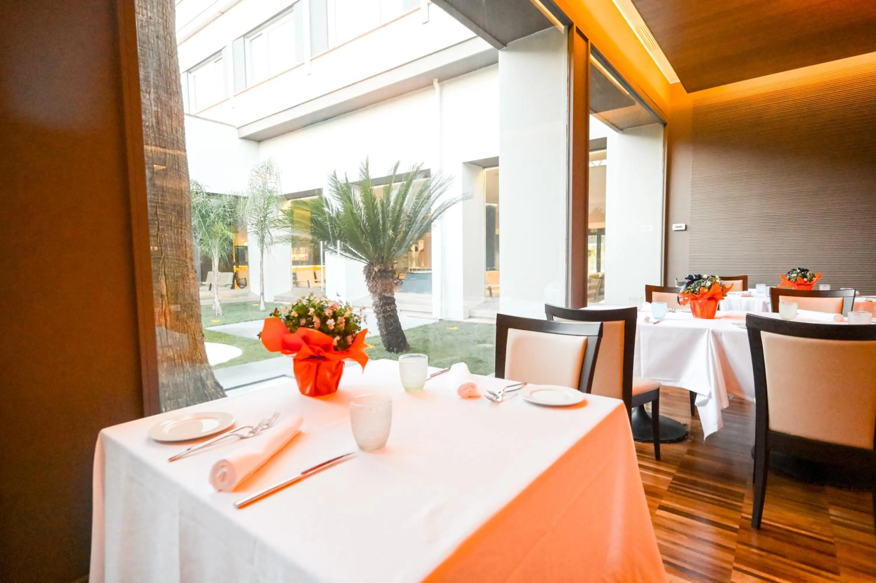 Restaurant/places to eat in Hotel Selene Pomezia