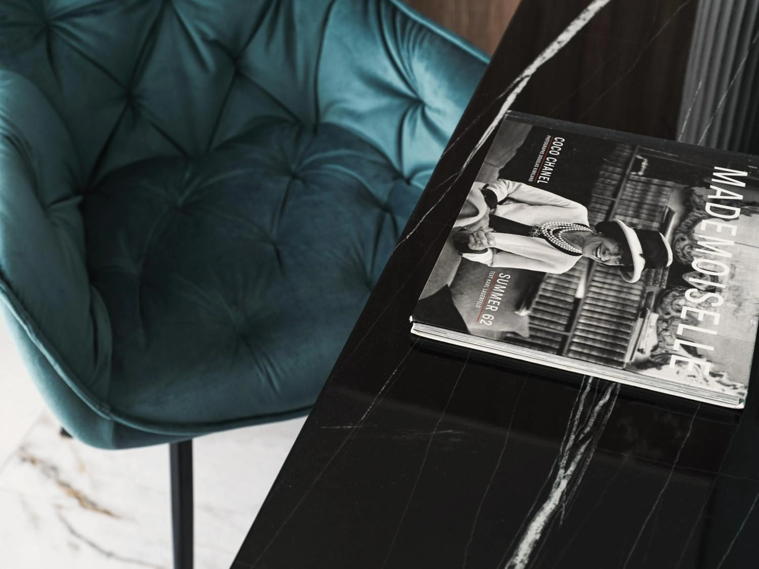 Seating area in Athens City View Urban Suites