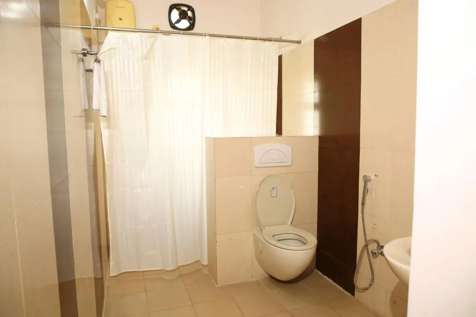 Bathroom in White Fern Stays Serviced Apartments - Gachibowli