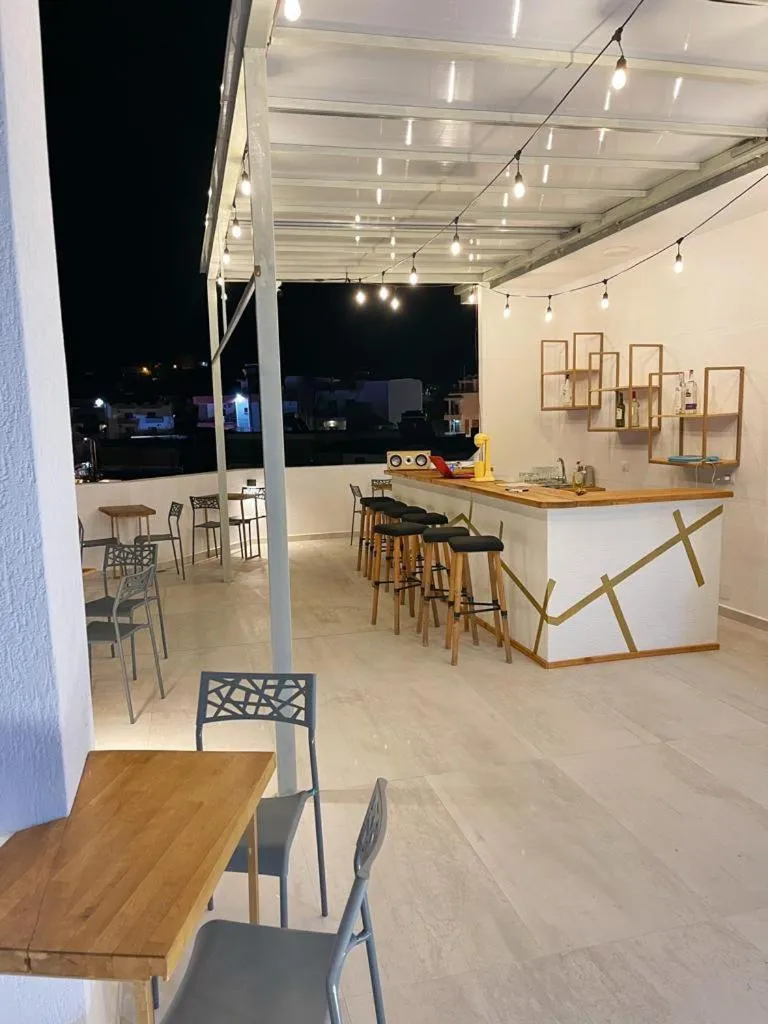 Restaurant/places to eat in IL MIO