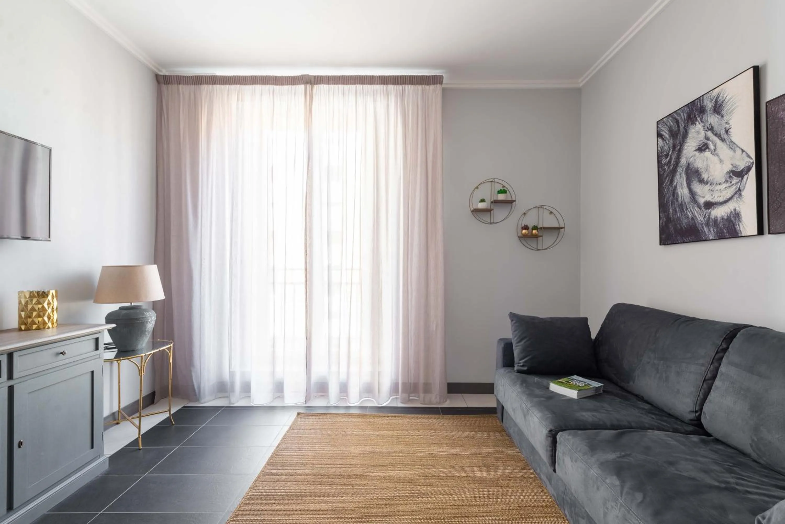 TV and multimedia in SuityRHome Campo de' Fiori