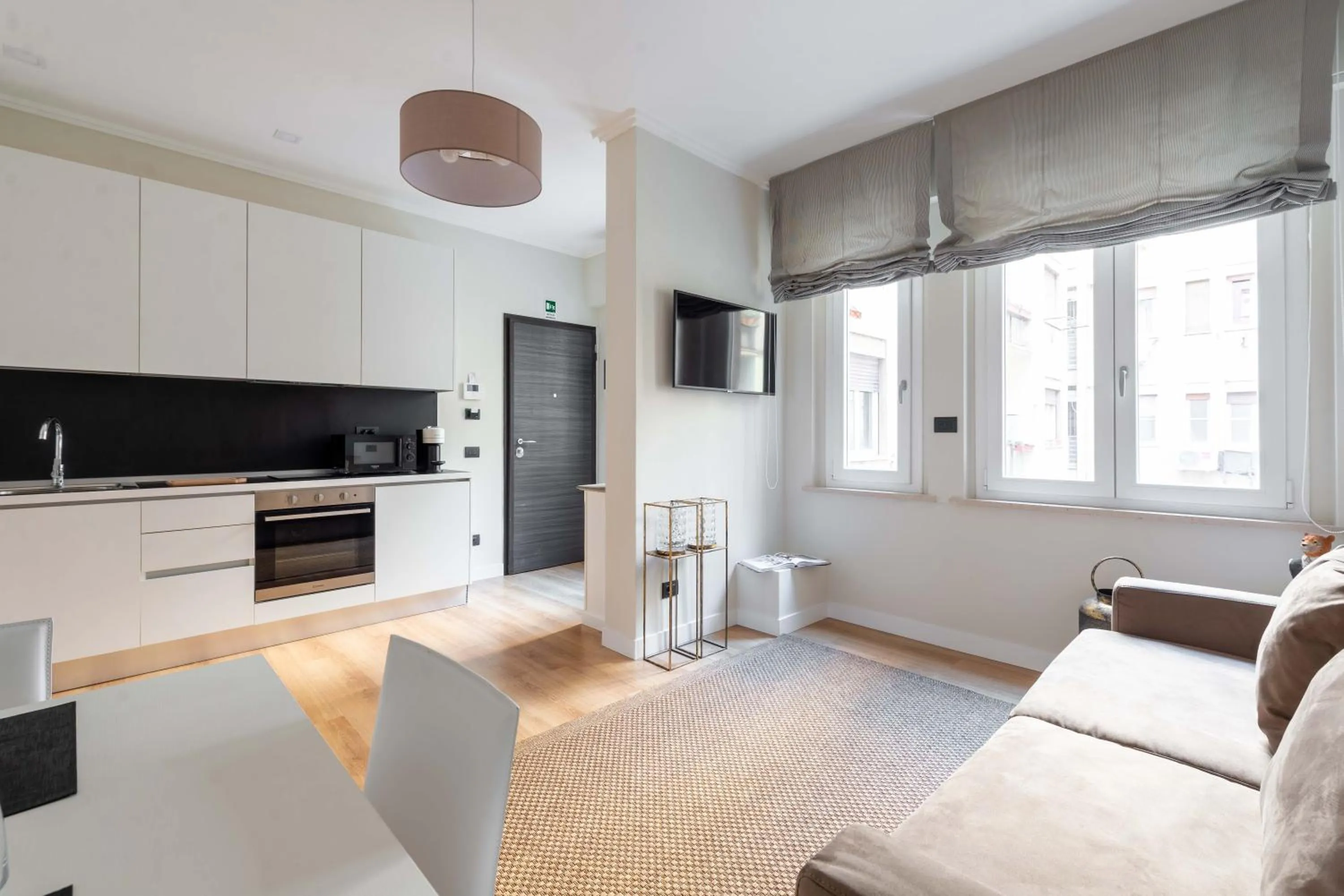 Kitchen or kitchenette in SuityRHome Campo de' Fiori