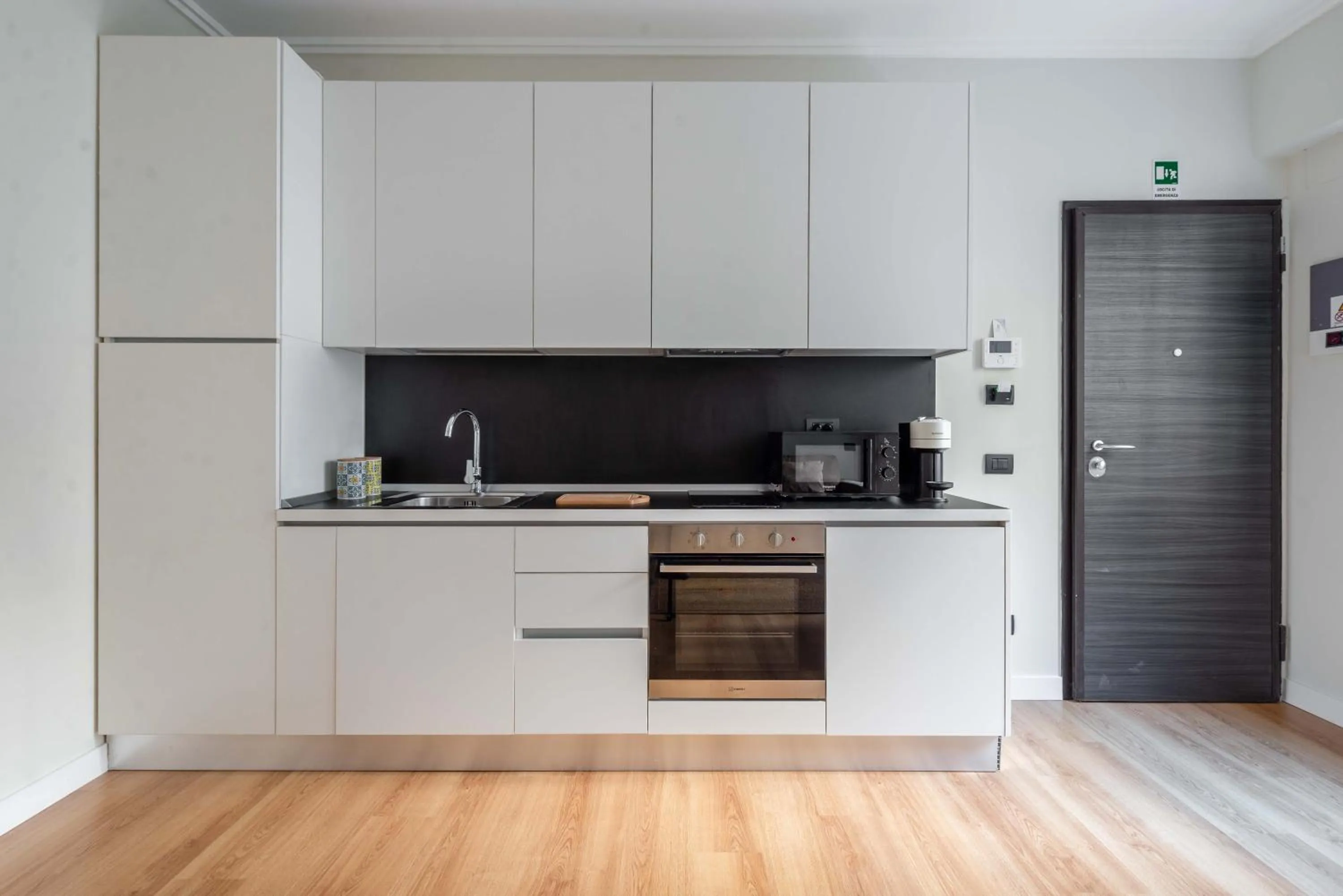 Kitchen or kitchenette in SuityRHome Campo de' Fiori