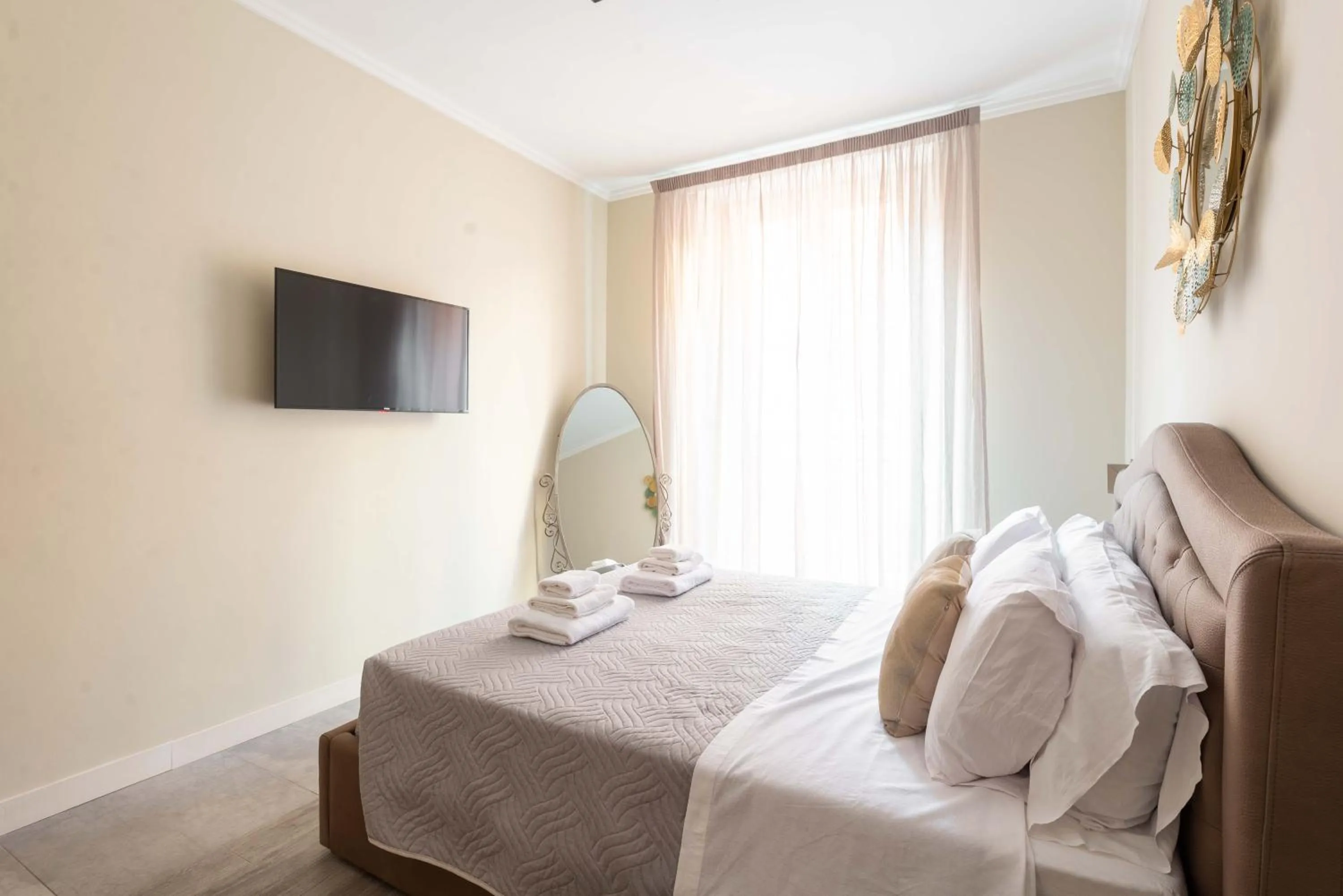 TV and multimedia, Bed in SuityRHome Campo de' Fiori