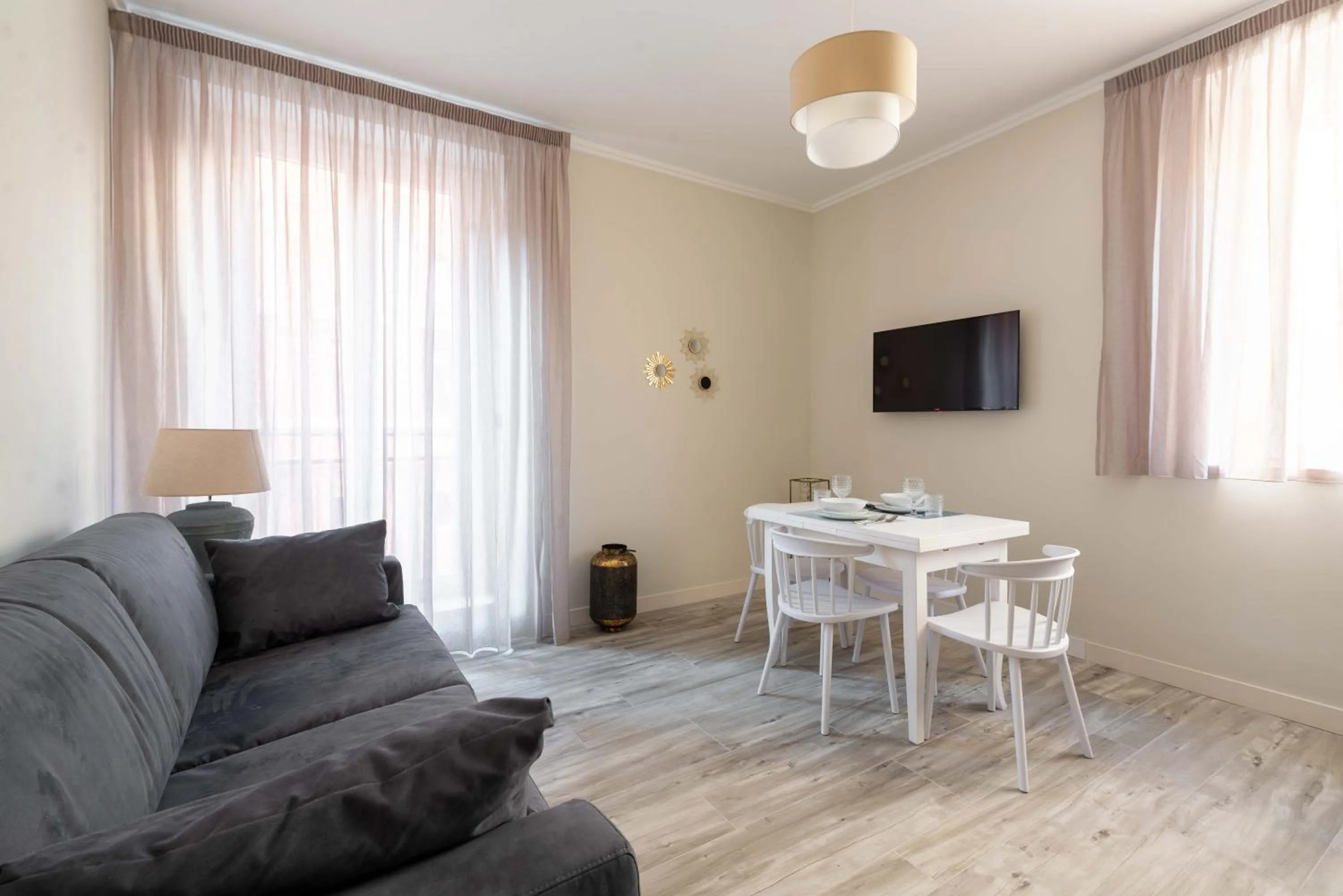 TV and multimedia in SuityRHome Campo de' Fiori