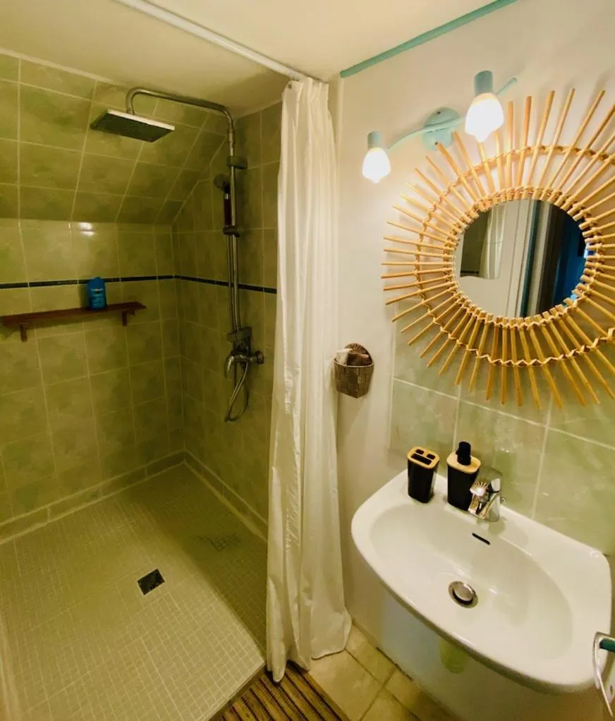 Auberge du Relais d'Auniac - Hôtel Bar Restaurant Piscine