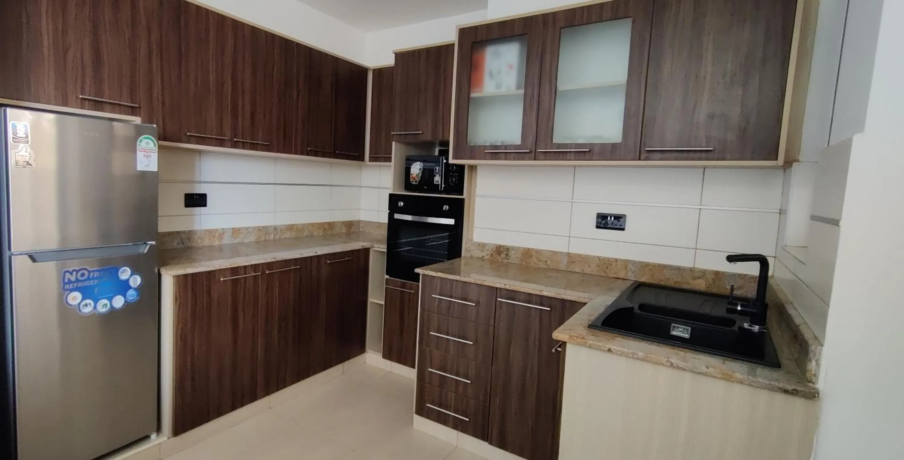Kitchen or kitchenette in English Point Residence Beach Apartments Mombasa