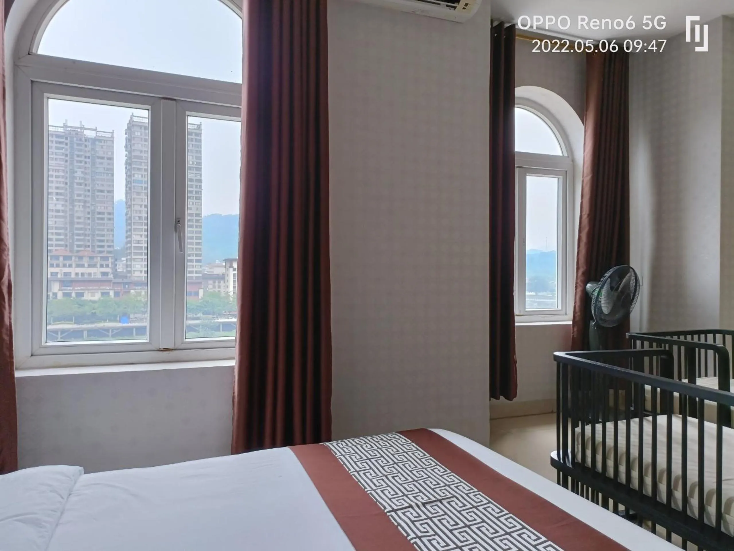 View (from property/room), Bed in SONG HONG VIEW HOTEL