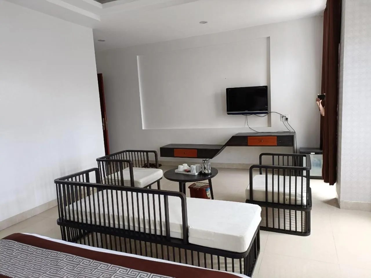 Living room in SONG HONG VIEW HOTEL