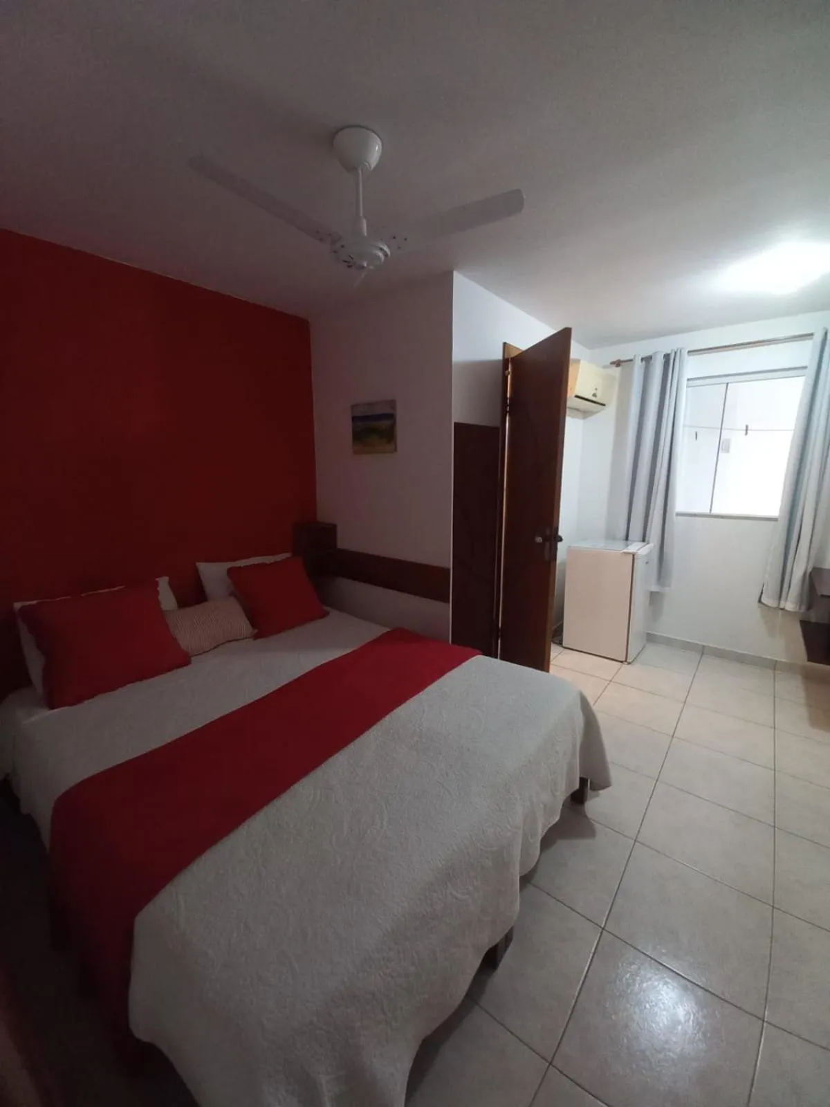 Photo of the whole room, Bed in Portela´s Guest House