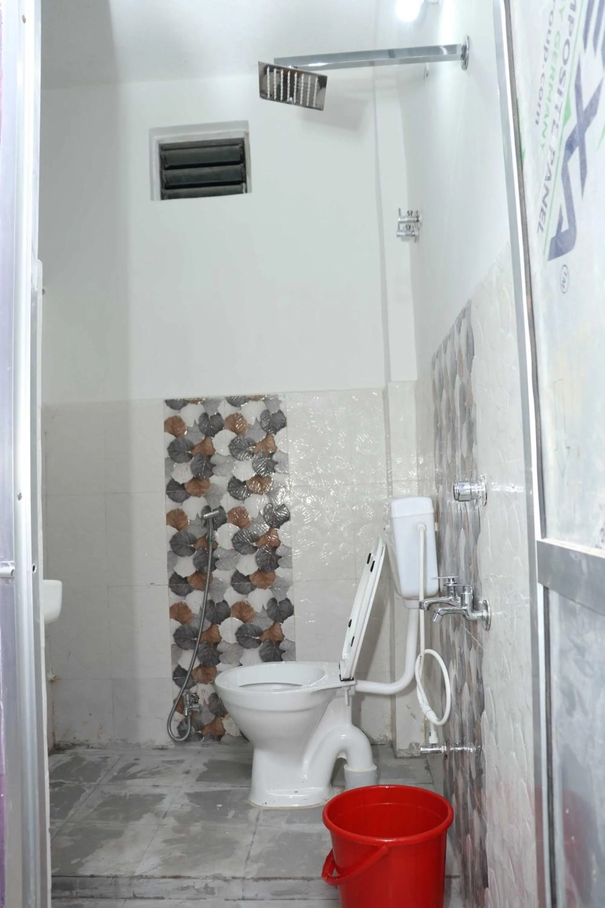 Bathroom in SPOT ON Gajadhar Rest House