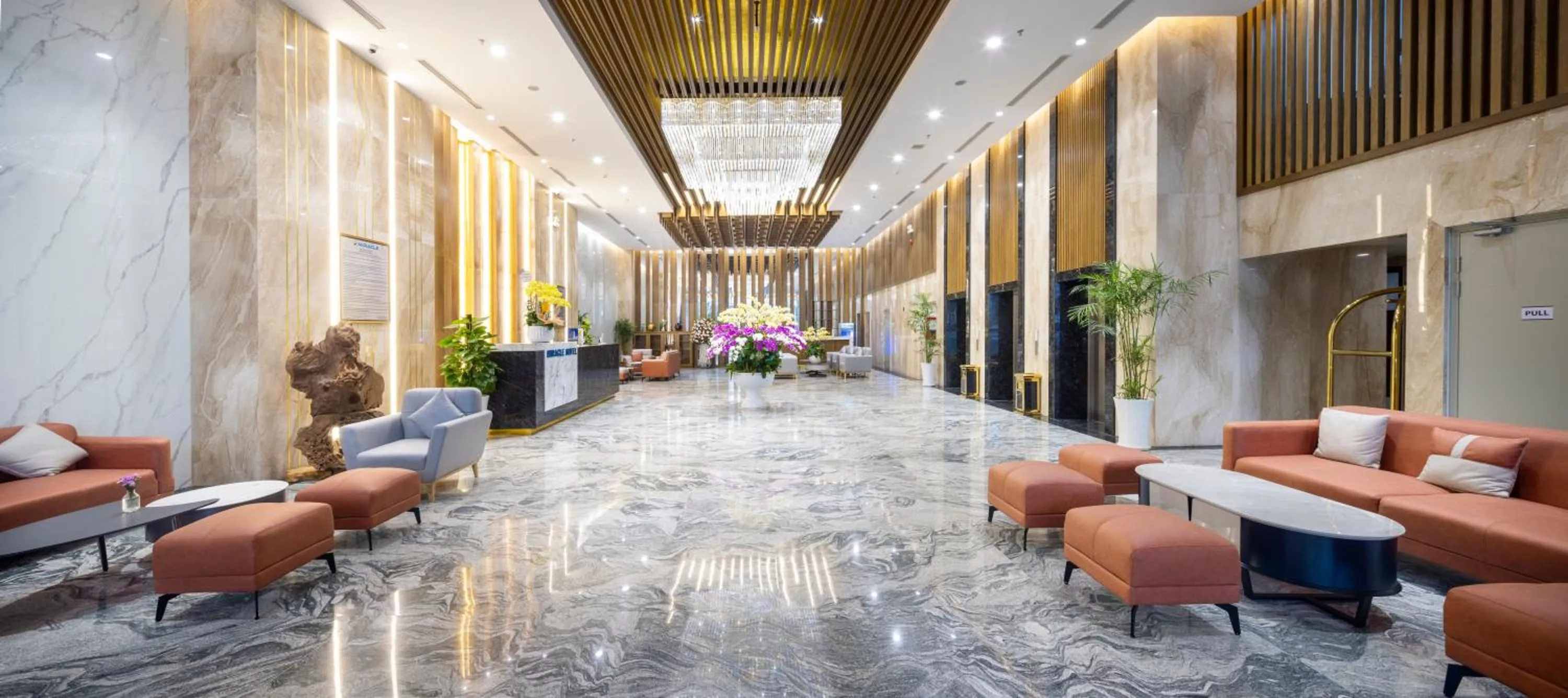 Lobby or reception in Miracle Luxury Nha Trang