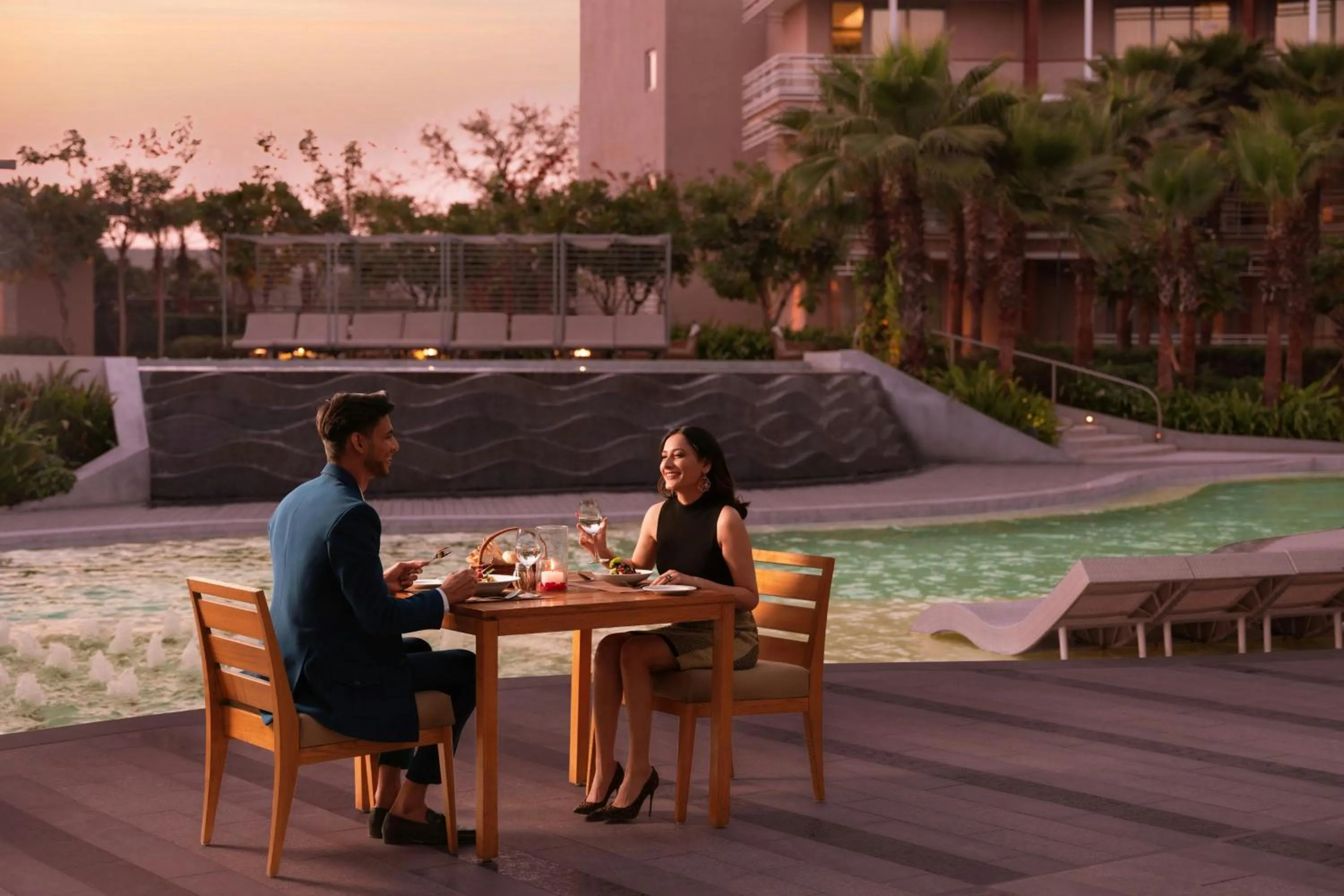 Swimming pool in Courtyard by Marriott Aravali Resort