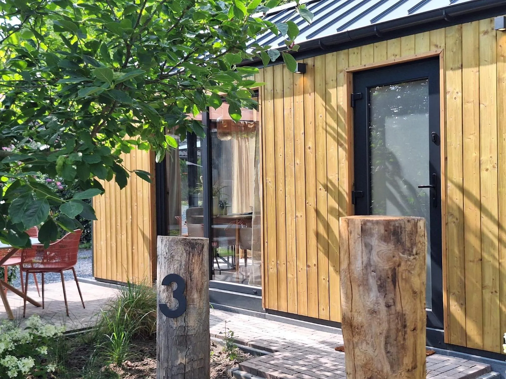 B&B Vierlingsbeek, Appartement en tuin-chalets