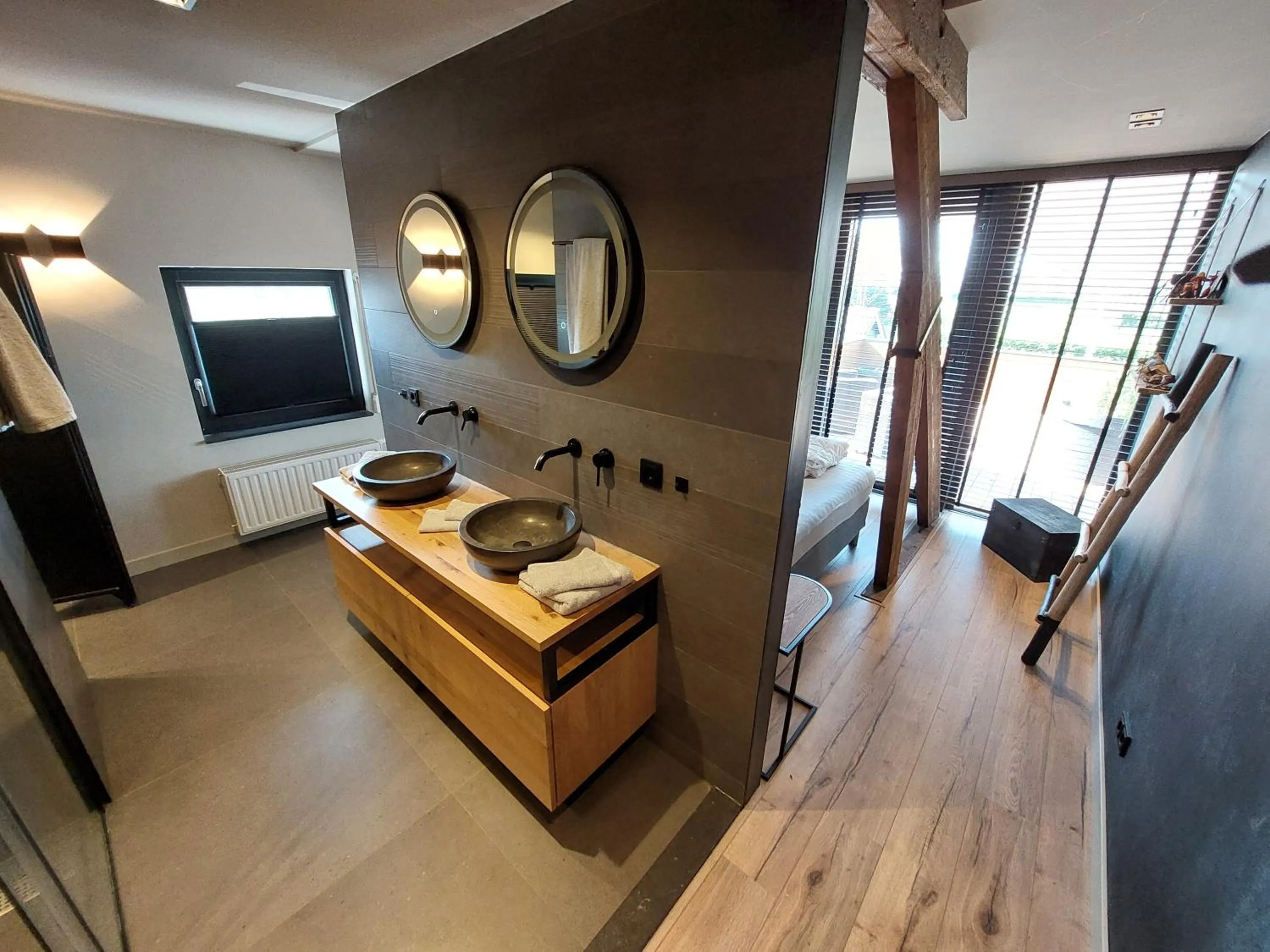 Bathroom in B&B Vierlingsbeek, Appartement en tuin-chalets