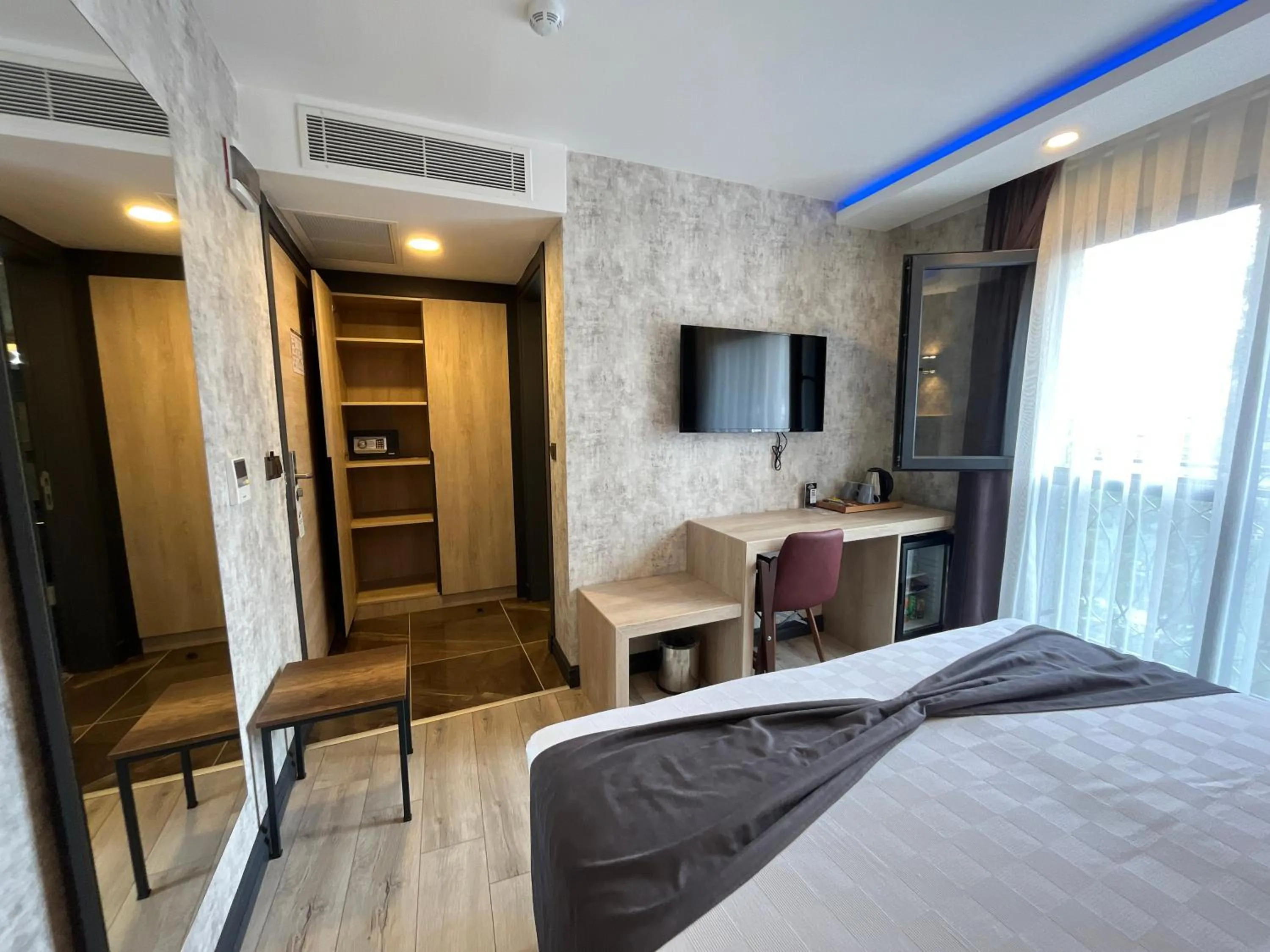 Photo of the whole room in Avni Bey Otel