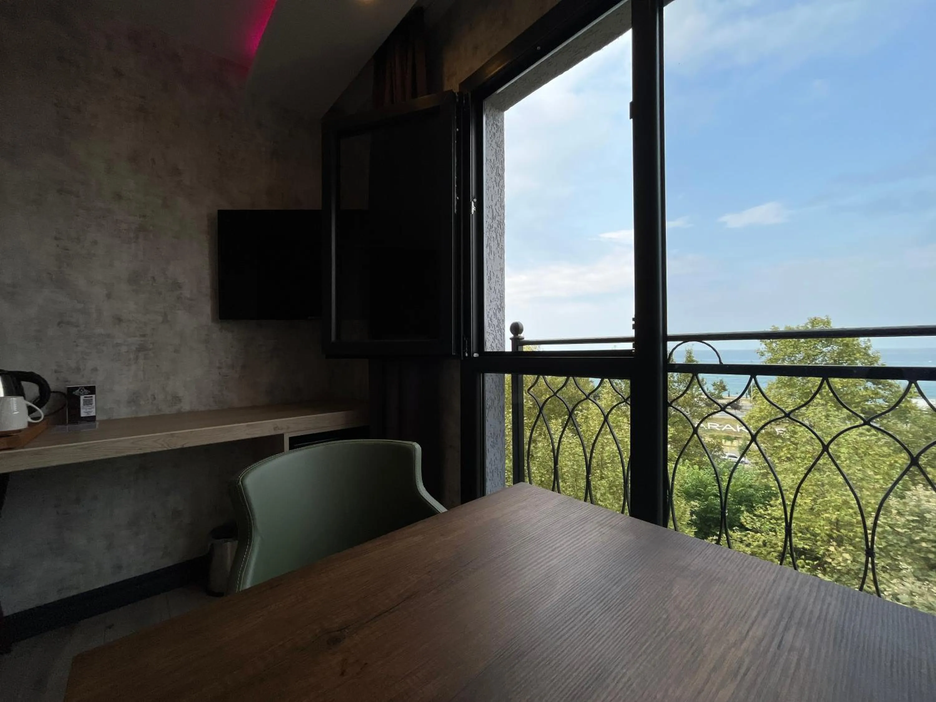 Sea view in Avni Bey Otel