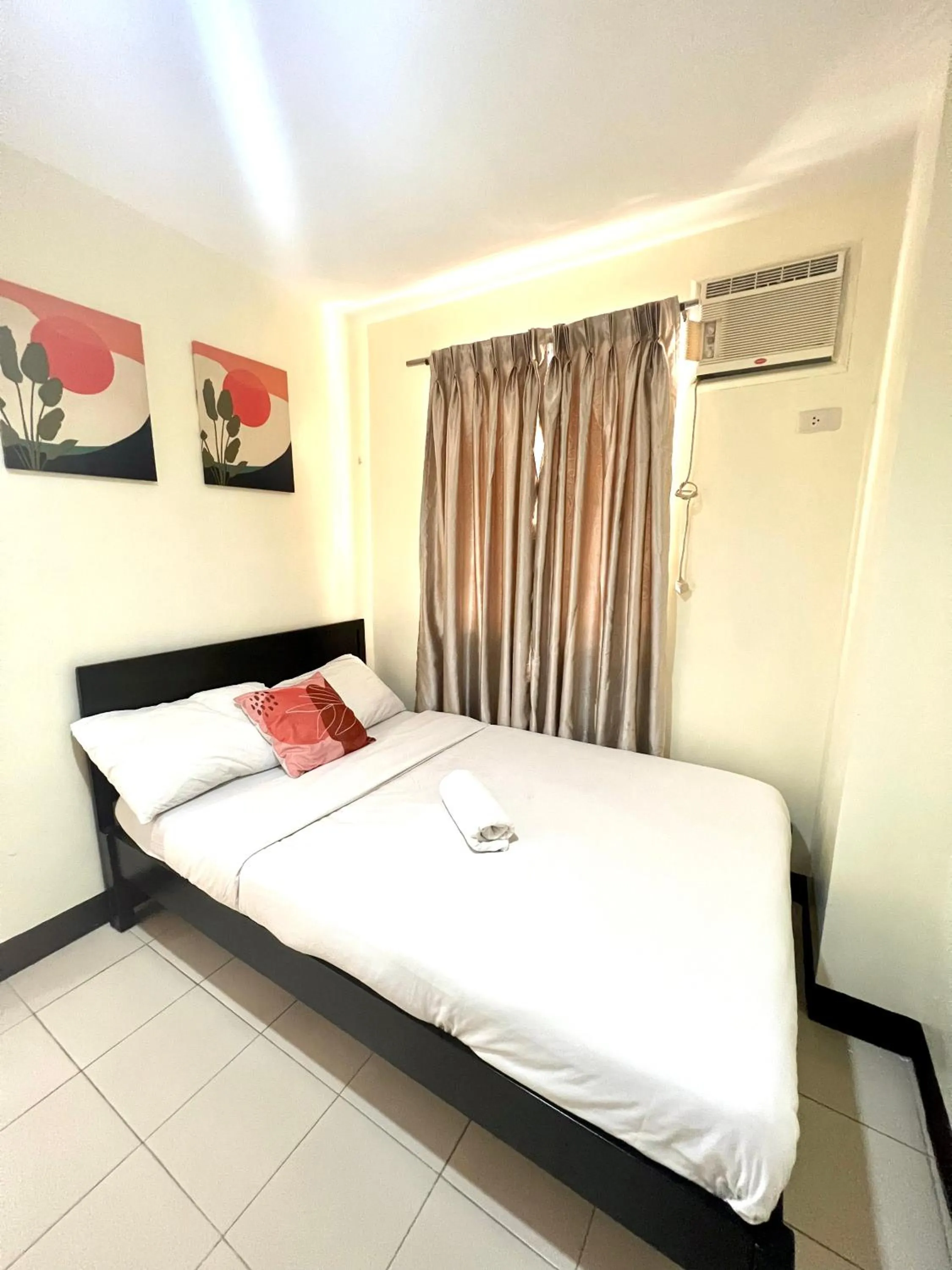 Bed in Strawberry Residences Cebu