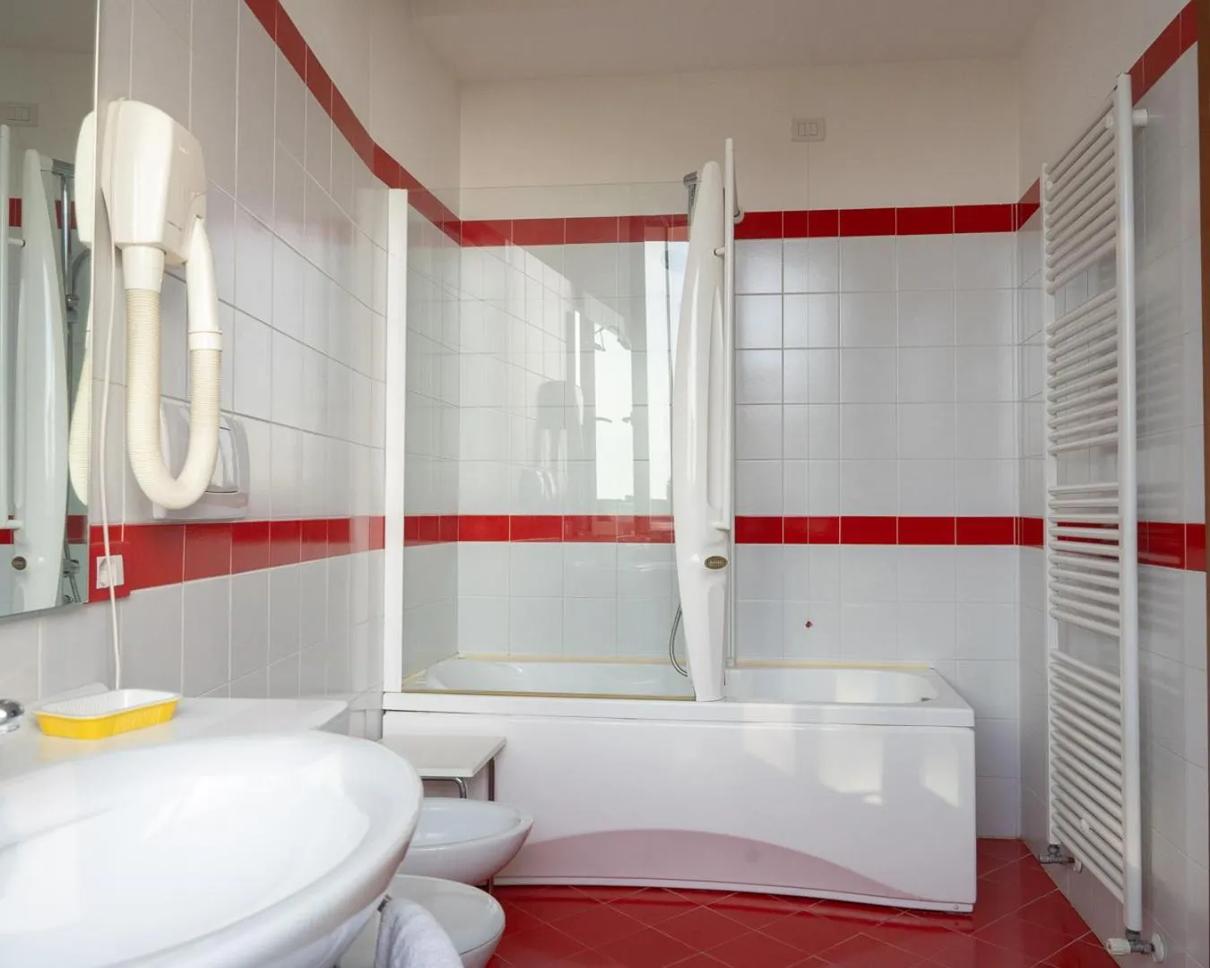 Shower in Hotel all'Oasi