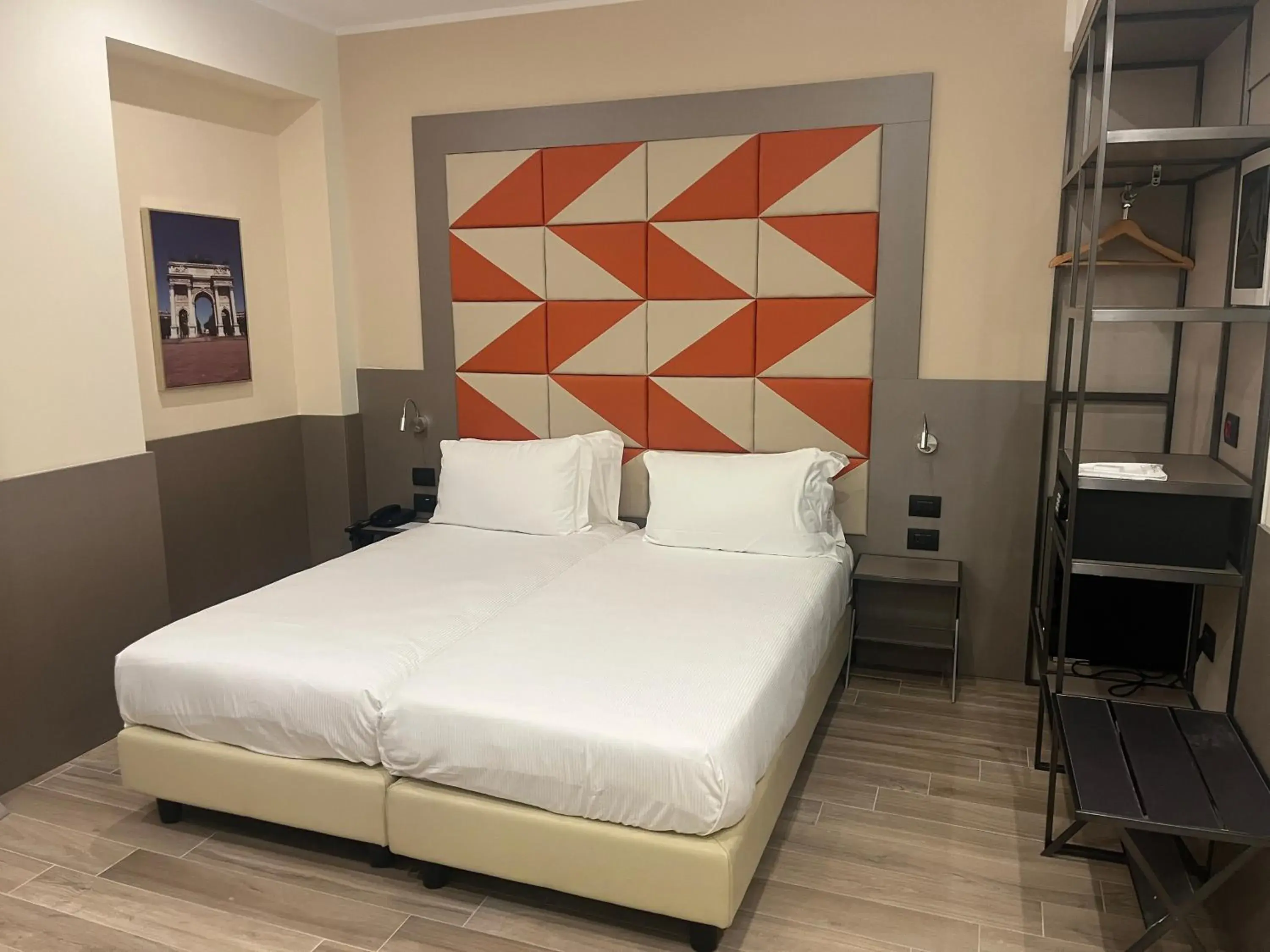 Courtyard Double Room in JR Hotels Bocconi Milano Courtyard Double Room in JR Hotels Bocconi Milano