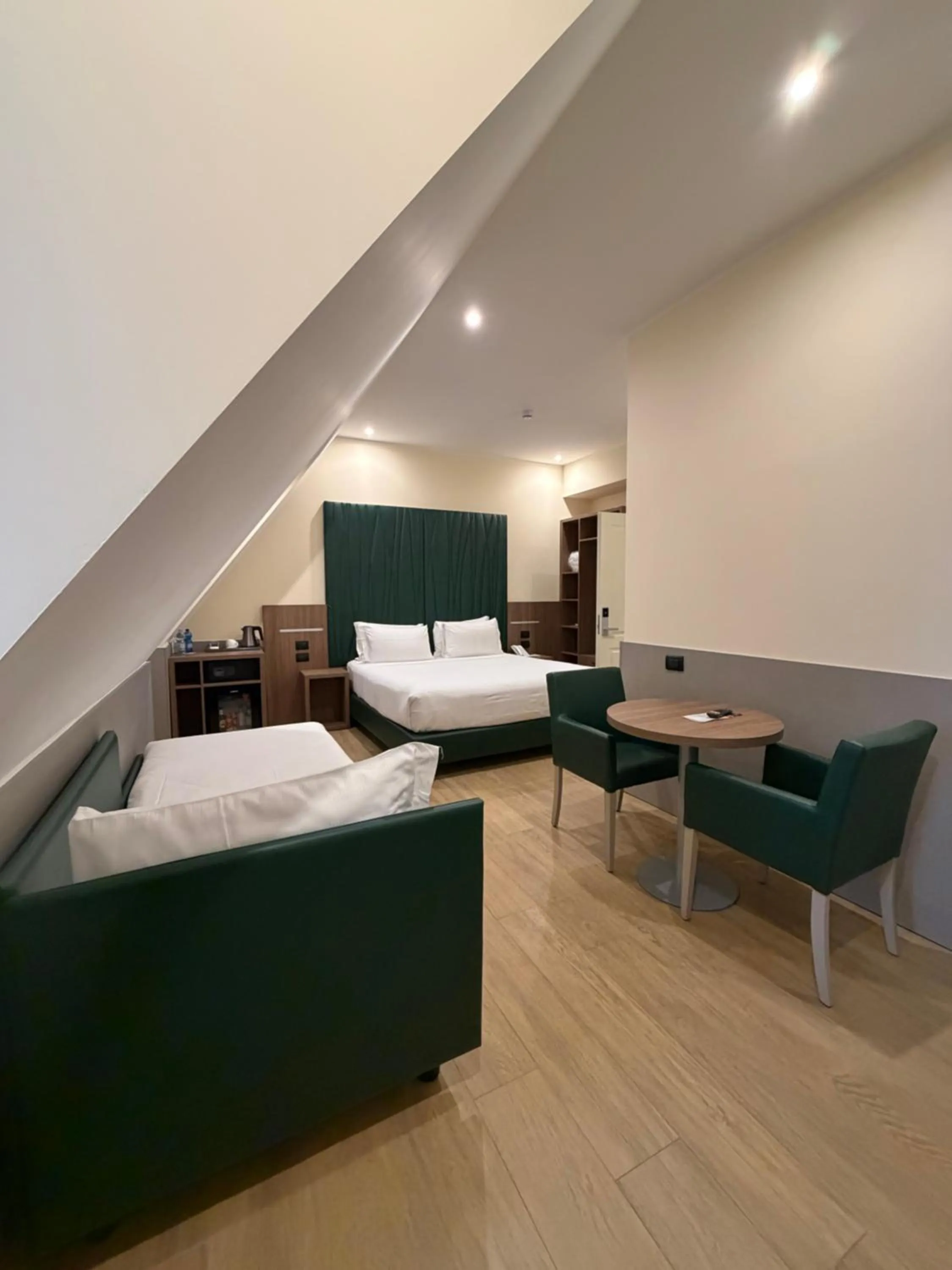 Bedroom, Bed in JR Hotels Bocconi Milano
