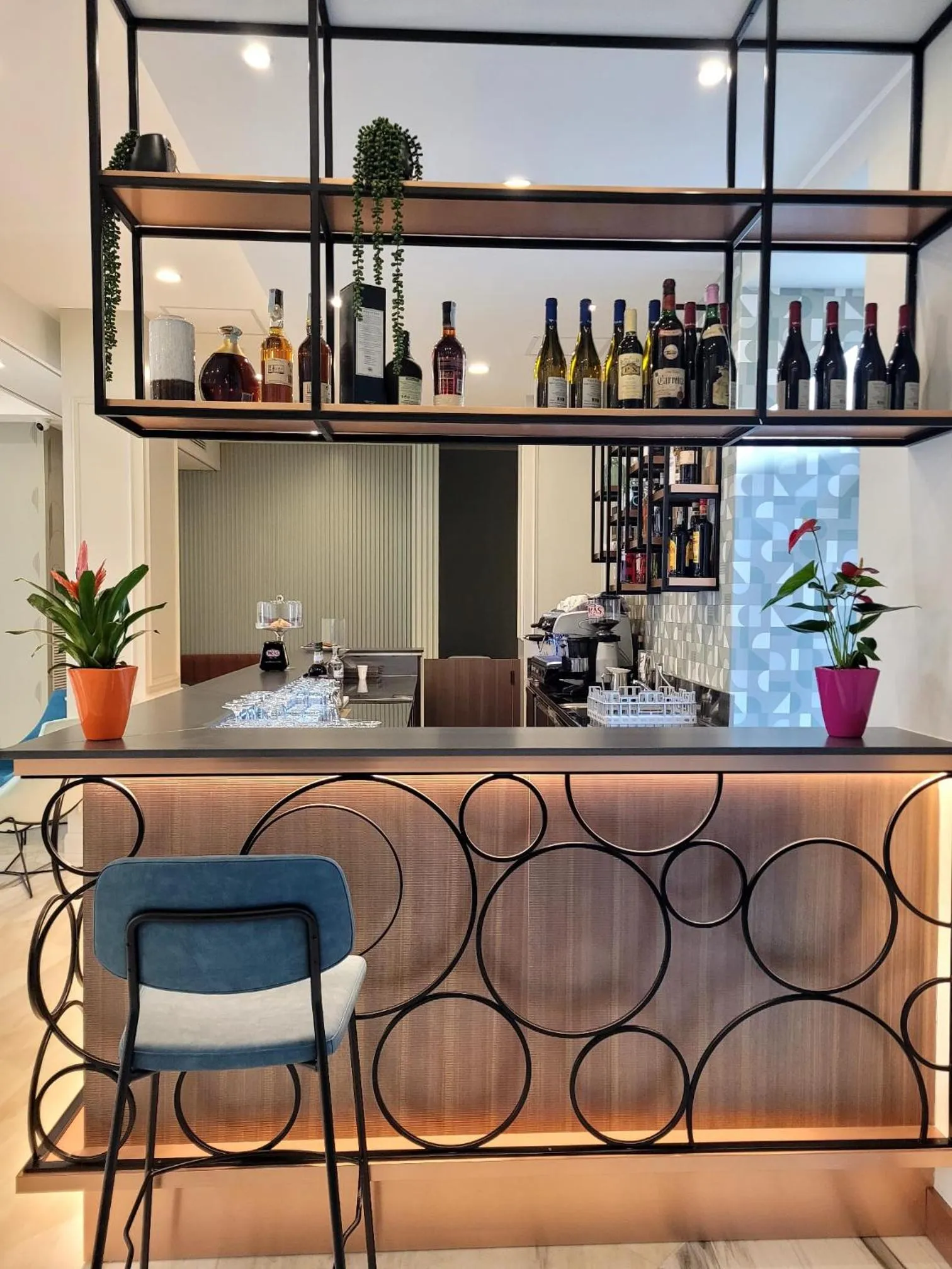 Lounge or bar in JR Hotels Bocconi Milano
