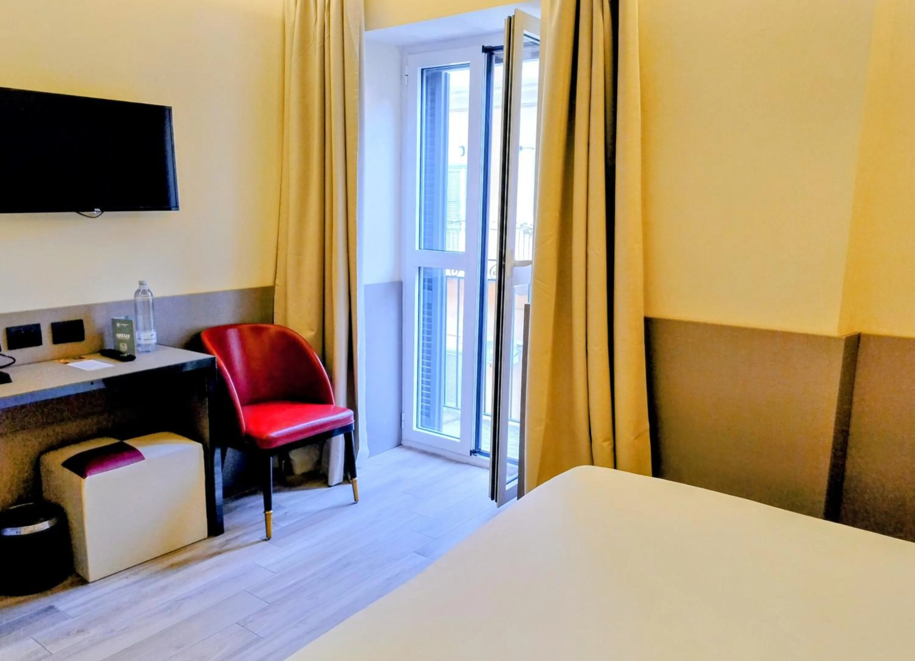 Photo of the whole room, Bed in JR Hotels Bocconi Milano